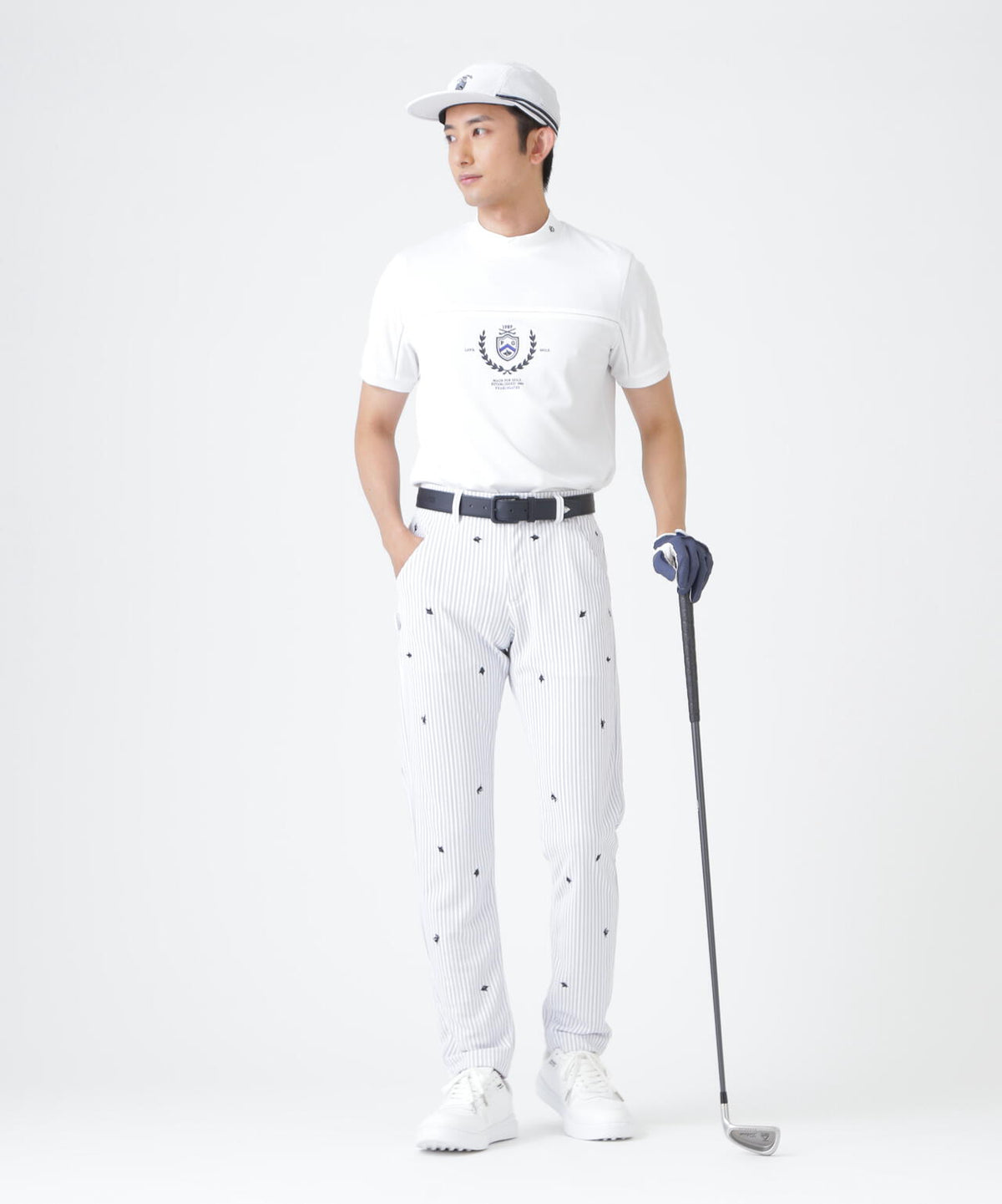 H:182cm/C:93/W:77/H:91 着用サイズ:5