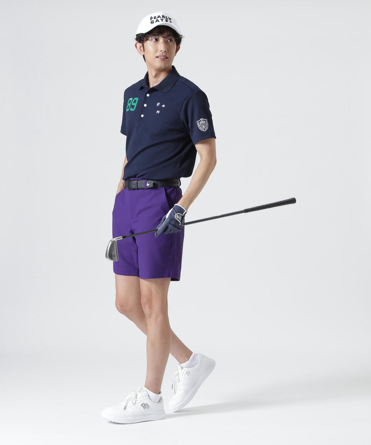 H:182cm/C:93/W:77/H:91 着用サイズ:5