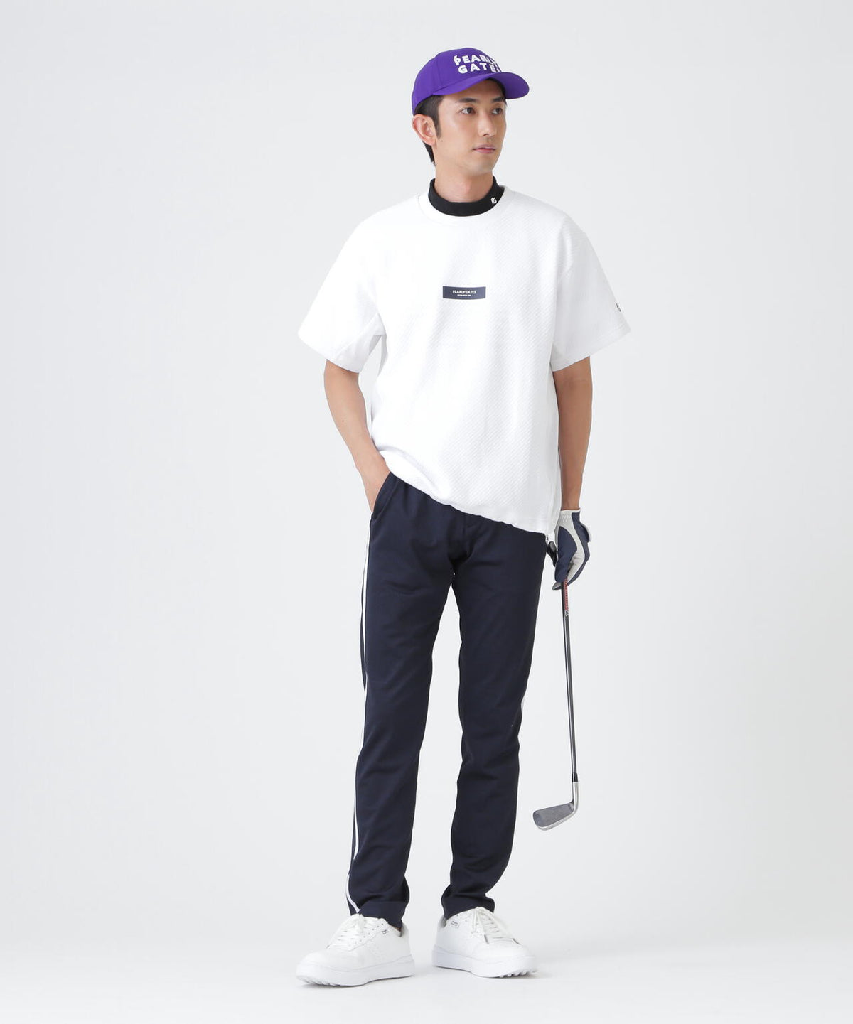 H:182cm/C:93/W:77/H:91 着用サイズ:5