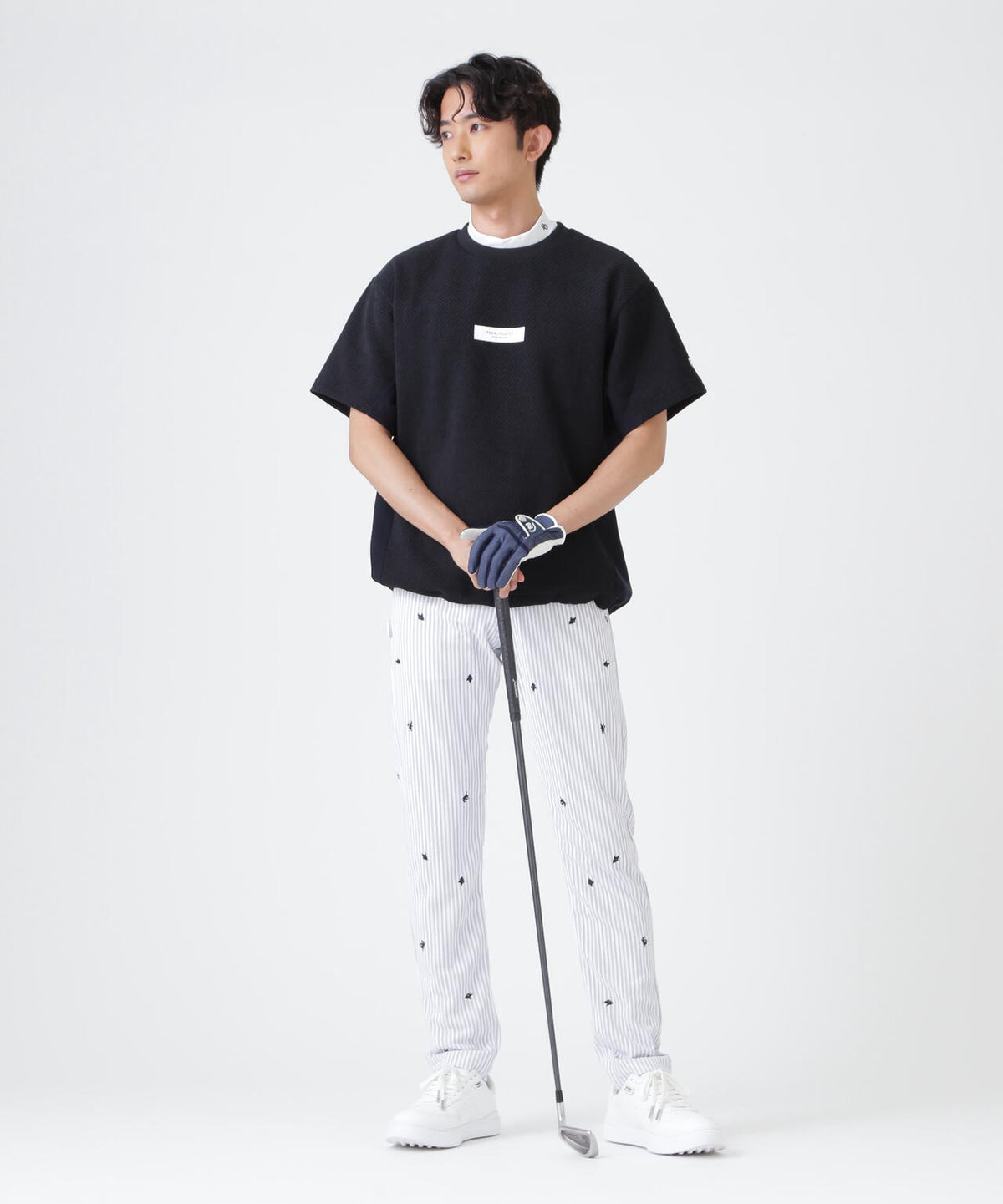 H:182cm/C:93/W:77/H:91 着用サイズ:5