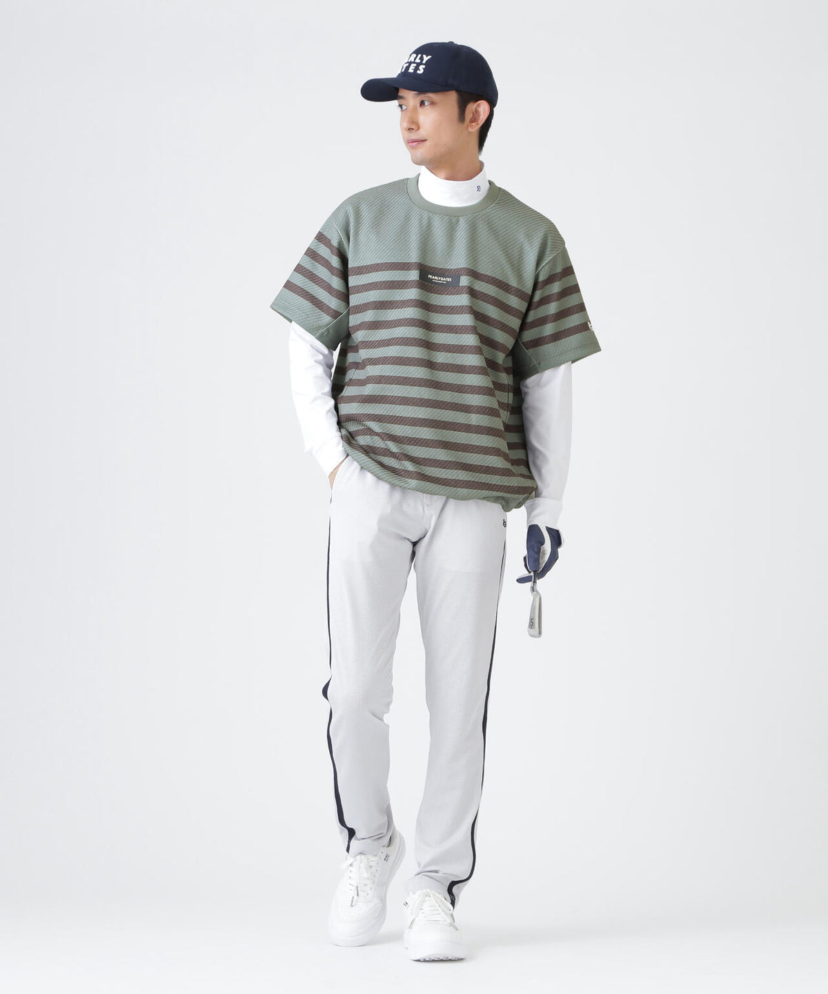 H:182cm/C:93/W:77/H:91 着用サイズ:5