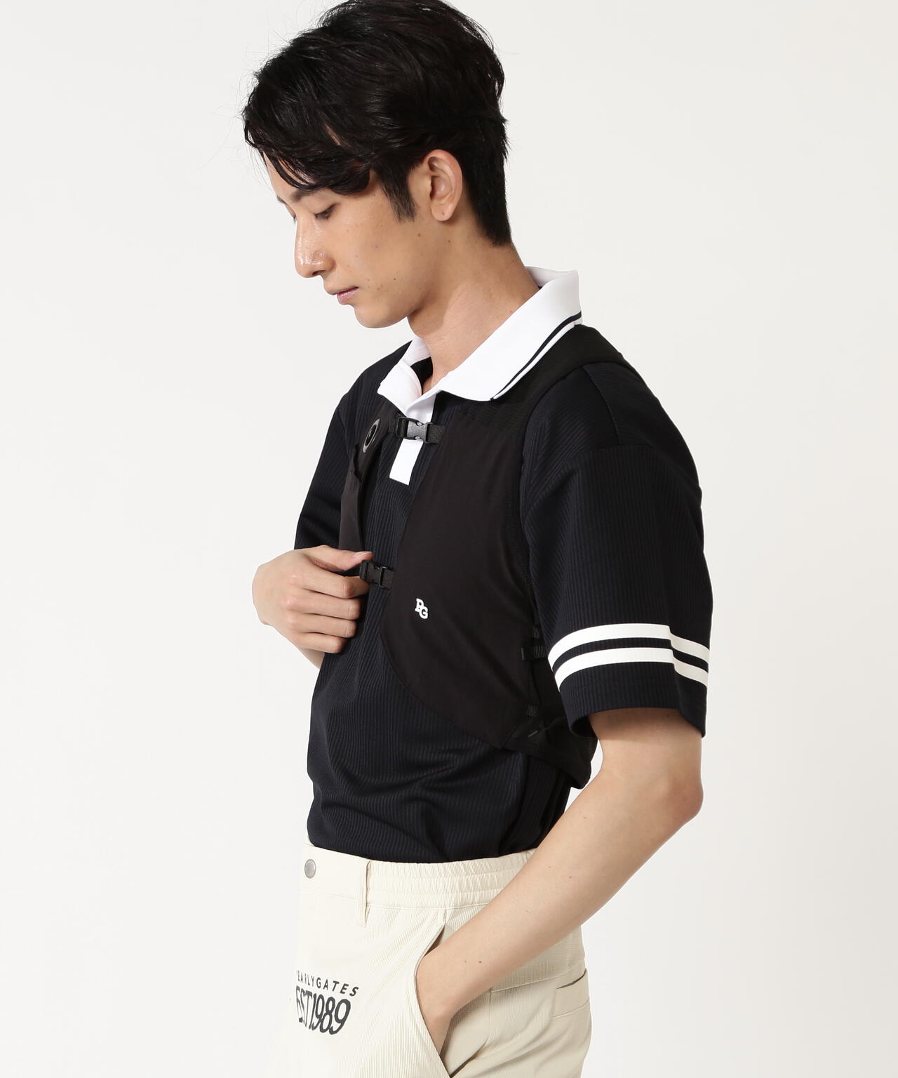 H:182cm/C:93/W:77/H:91 着用サイズ:L