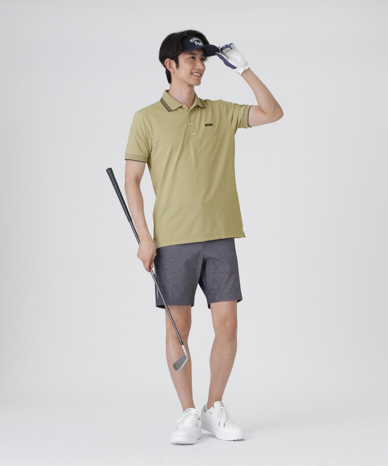 H:182cm/C:93/W:77/H:91 着用サイズ:5