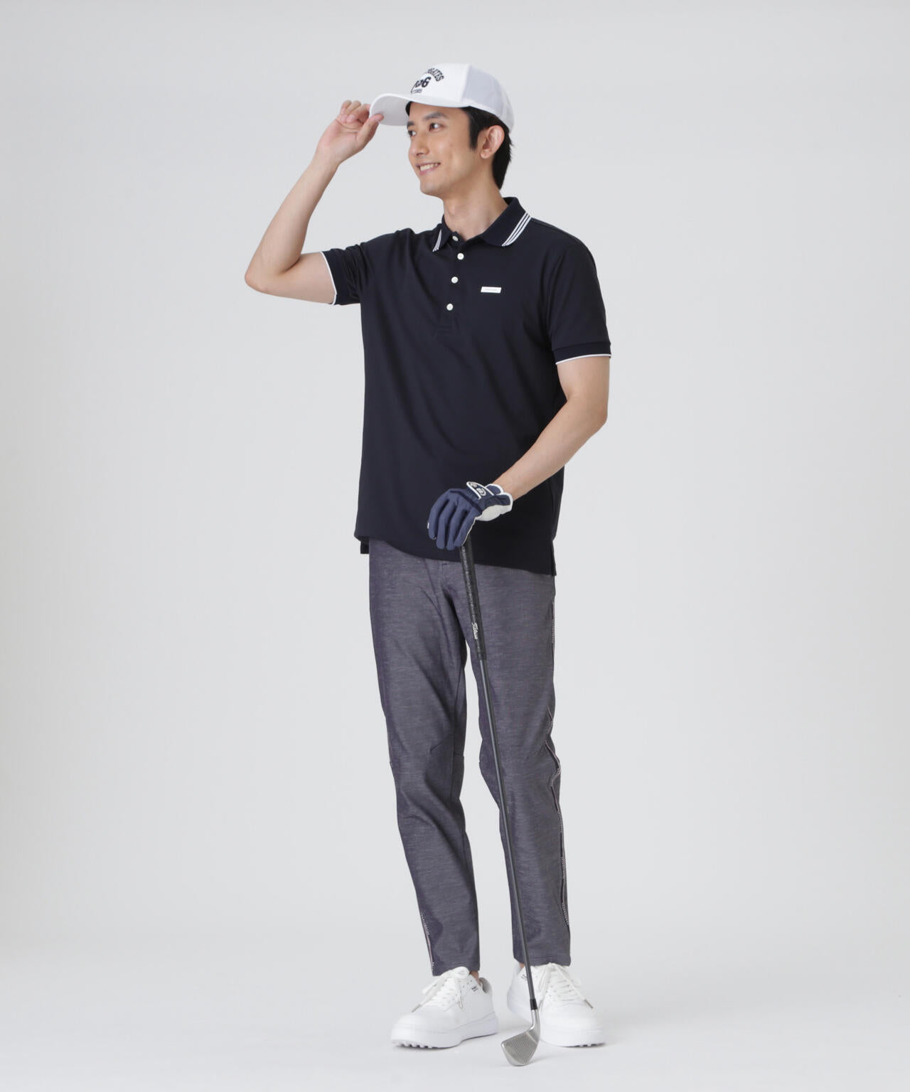 H:182cm/C:93/W:77/H:91 着用サイズ:5