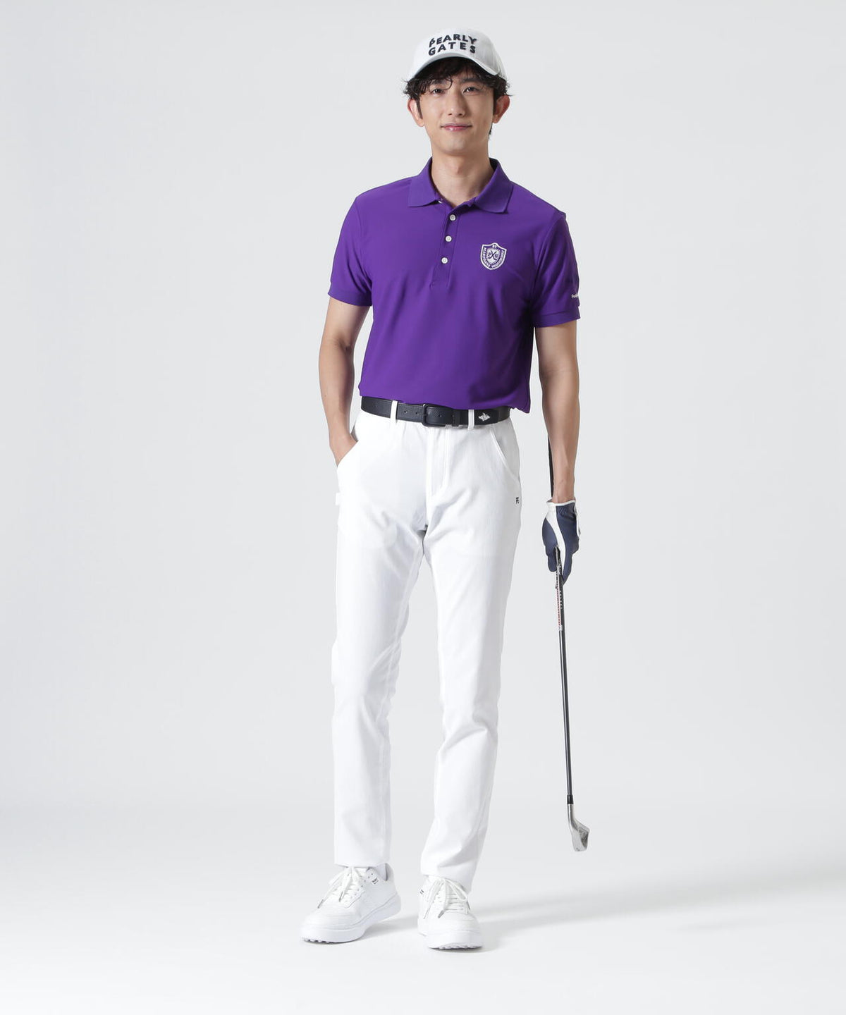H:182cm/C:93/W:77/H:91 着用サイズ:5