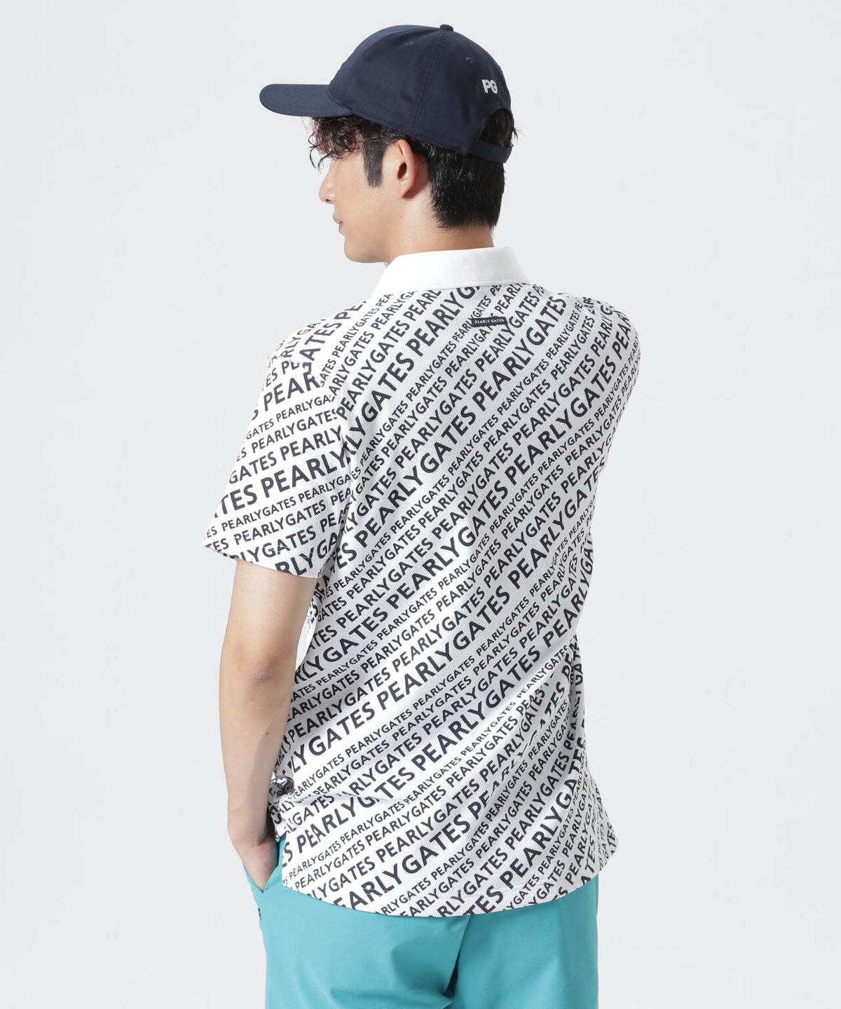 H:182cm/C:93/W:77/H:91 着用サイズ:5