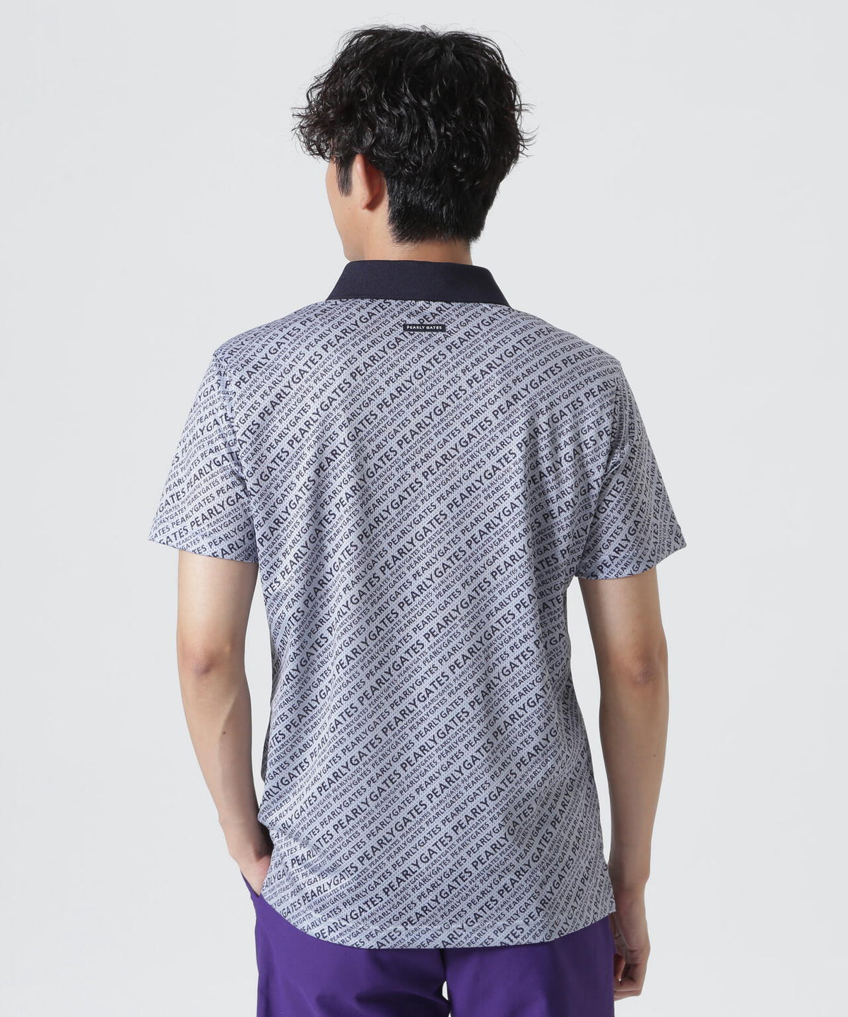H:182cm/C:93/W:77/H:91 着用サイズ:5