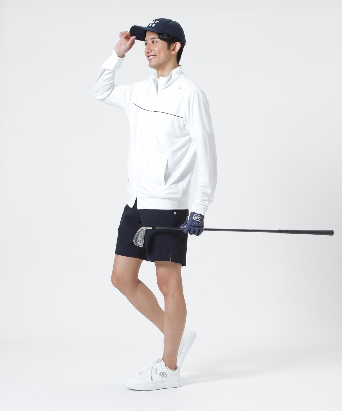 H:182cm/C:93/W:77/H:91 着用サイズ:5