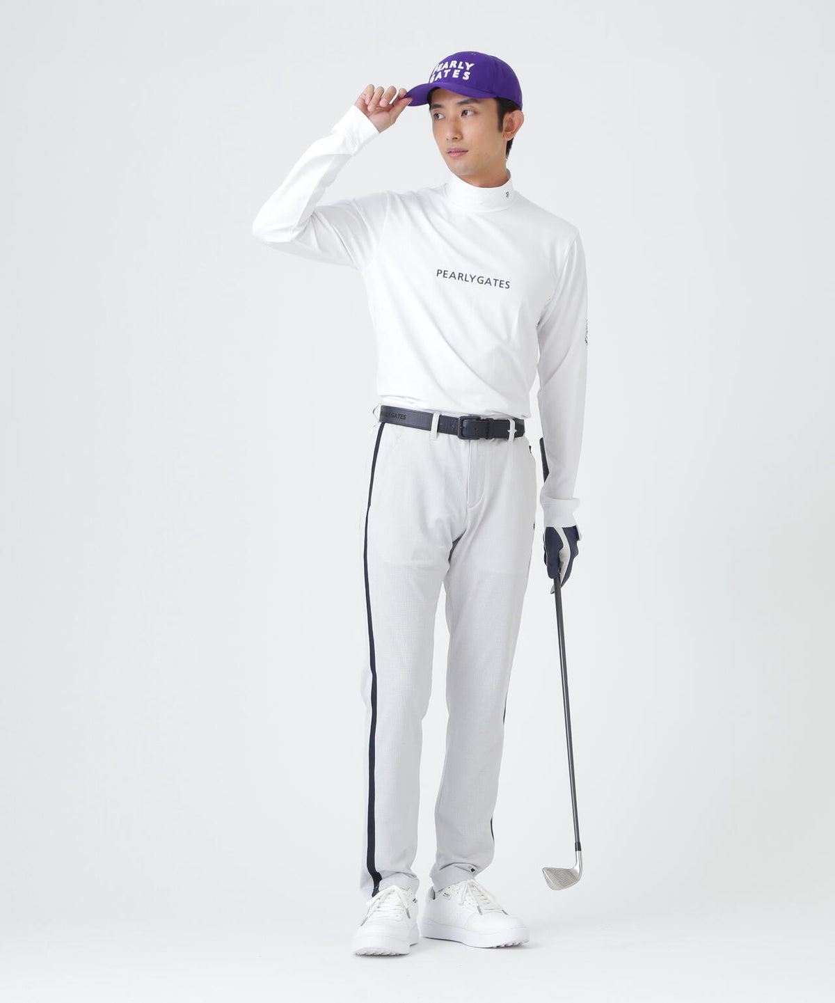 H:182cm/C:93/W:77/H:91 着用サイズ:5