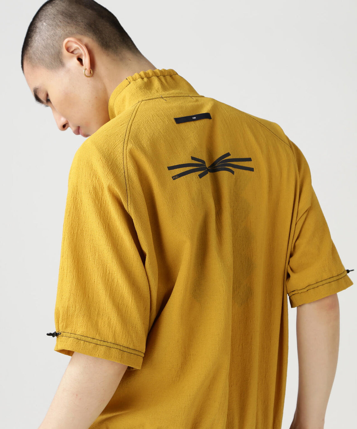 【PGG】【直営店舗&公式オンライン限定】シエスタタフタ半袖ハーフジップカットソー (MENS)