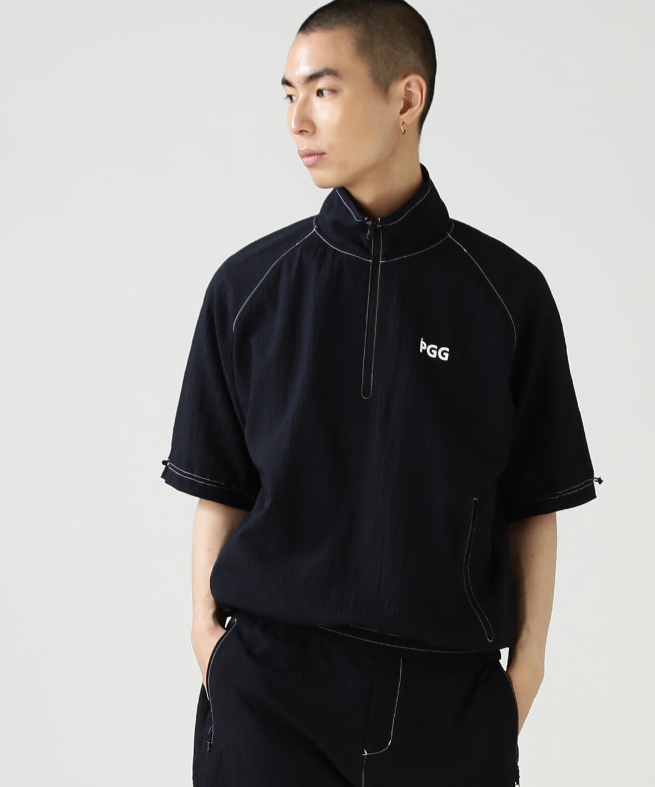 【PGG】【直営店舗&公式オンライン限定】シエスタタフタ半袖ハーフジップカットソー (MENS)