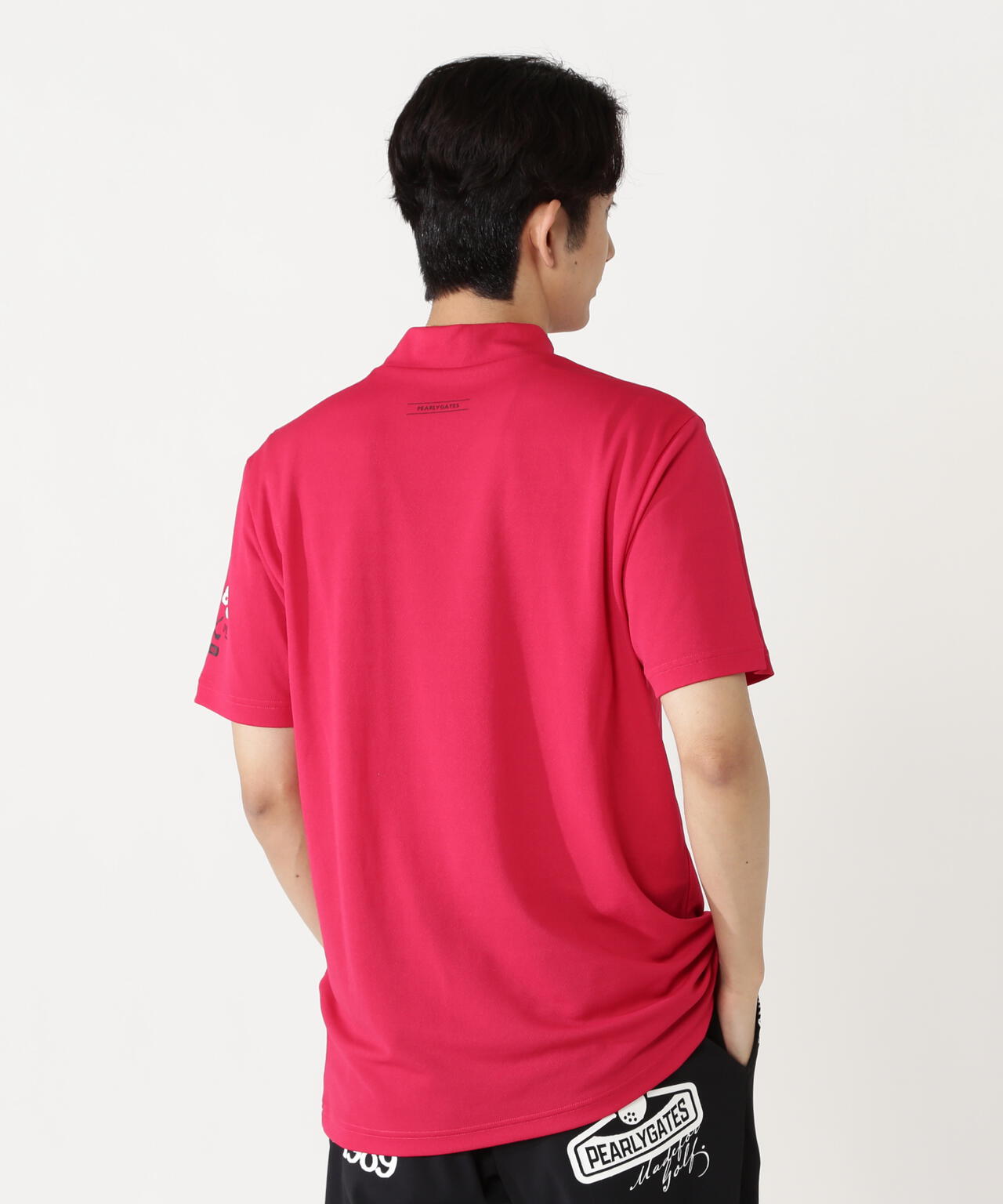 H:182cm/C:93/W:77/H:91 着用サイズ:5