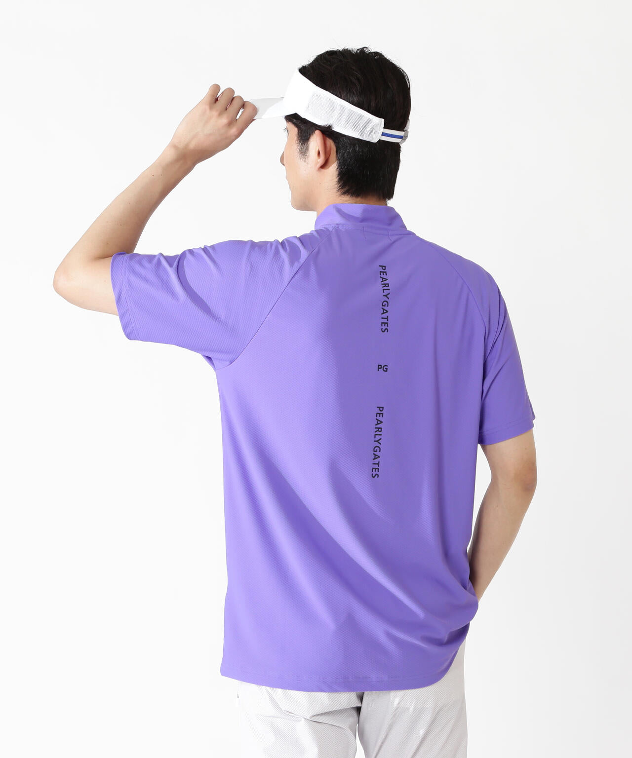 H:182cm/C:93/W:77/H:91 着用サイズ:5