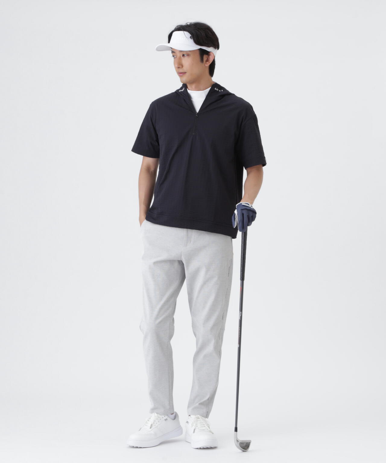 H:182cm/C:93/W:77/H:91 着用サイズ:5