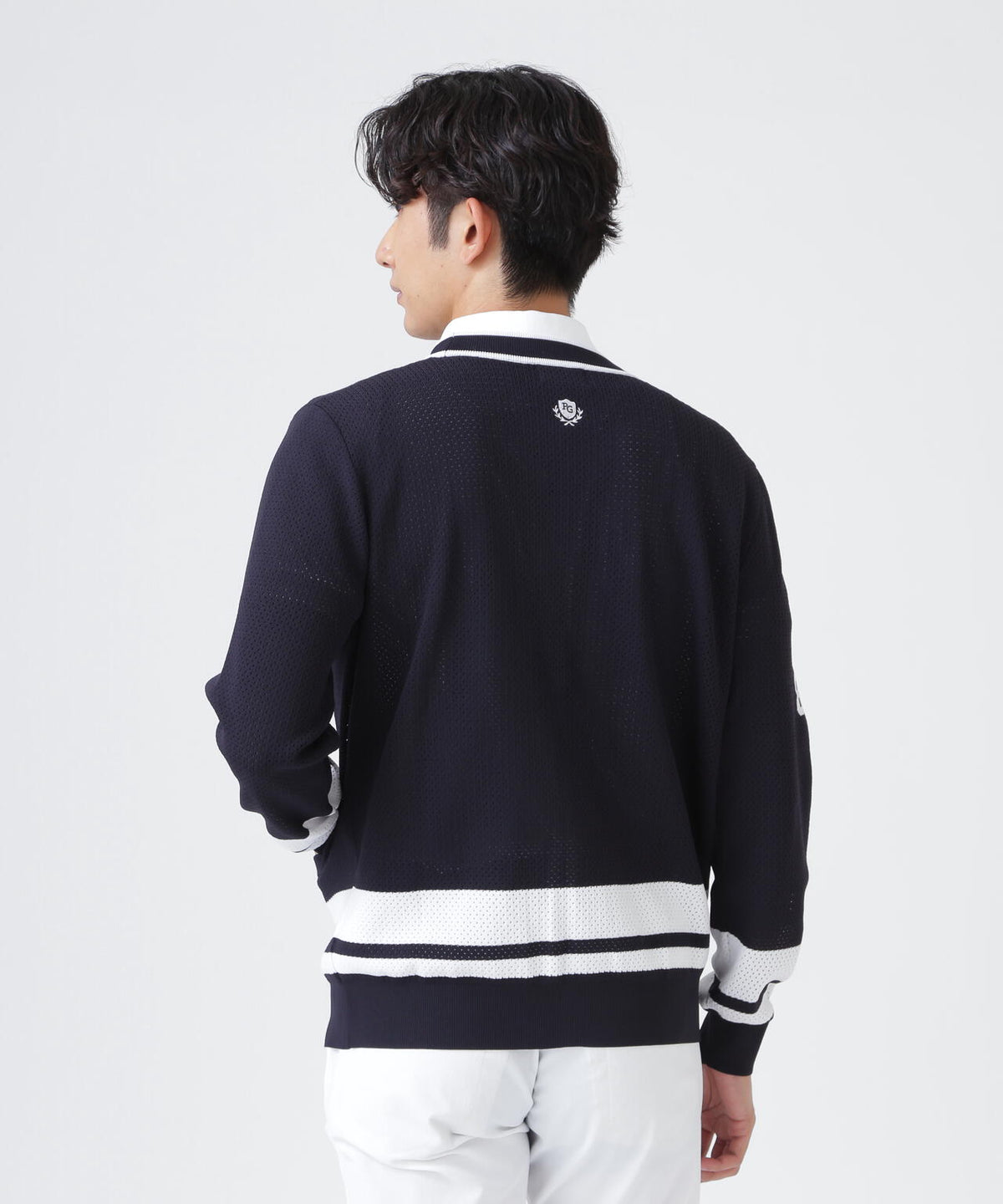 H:182cm/C:93/W:77/H:91 着用サイズ:5