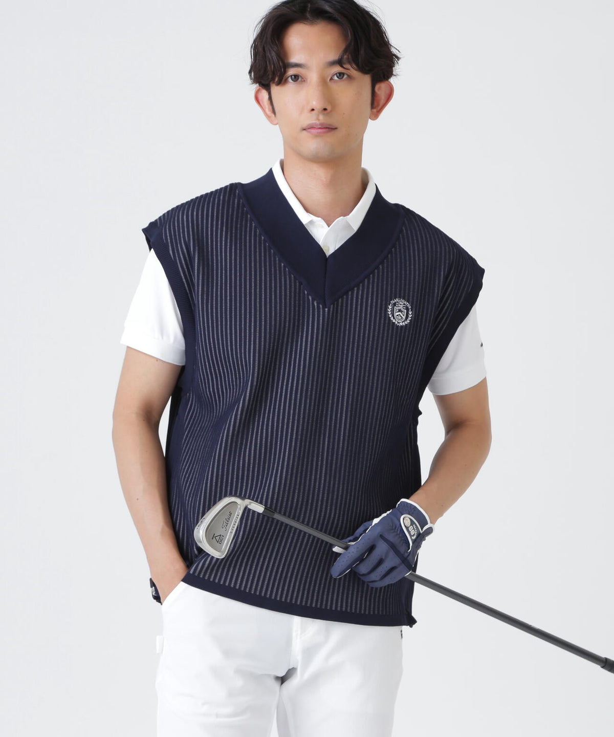 H:182cm/C:93/W:77/H:91 着用サイズ:5