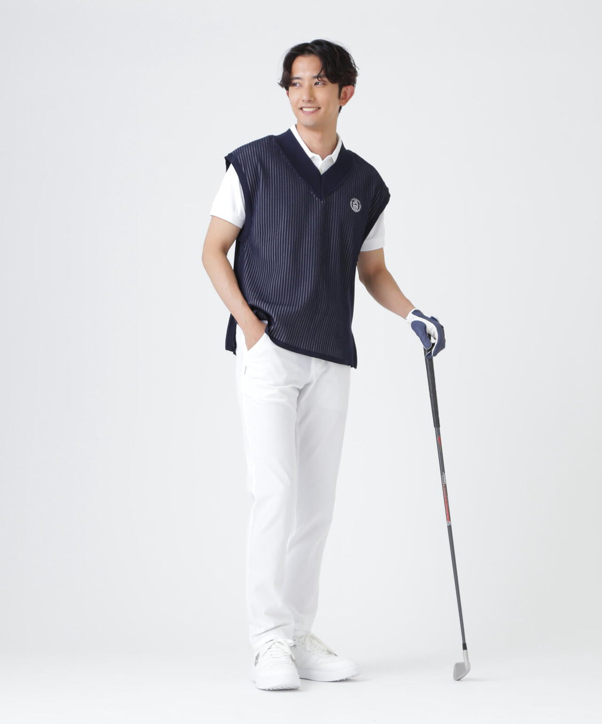 H:182cm/C:93/W:77/H:91 着用サイズ:5