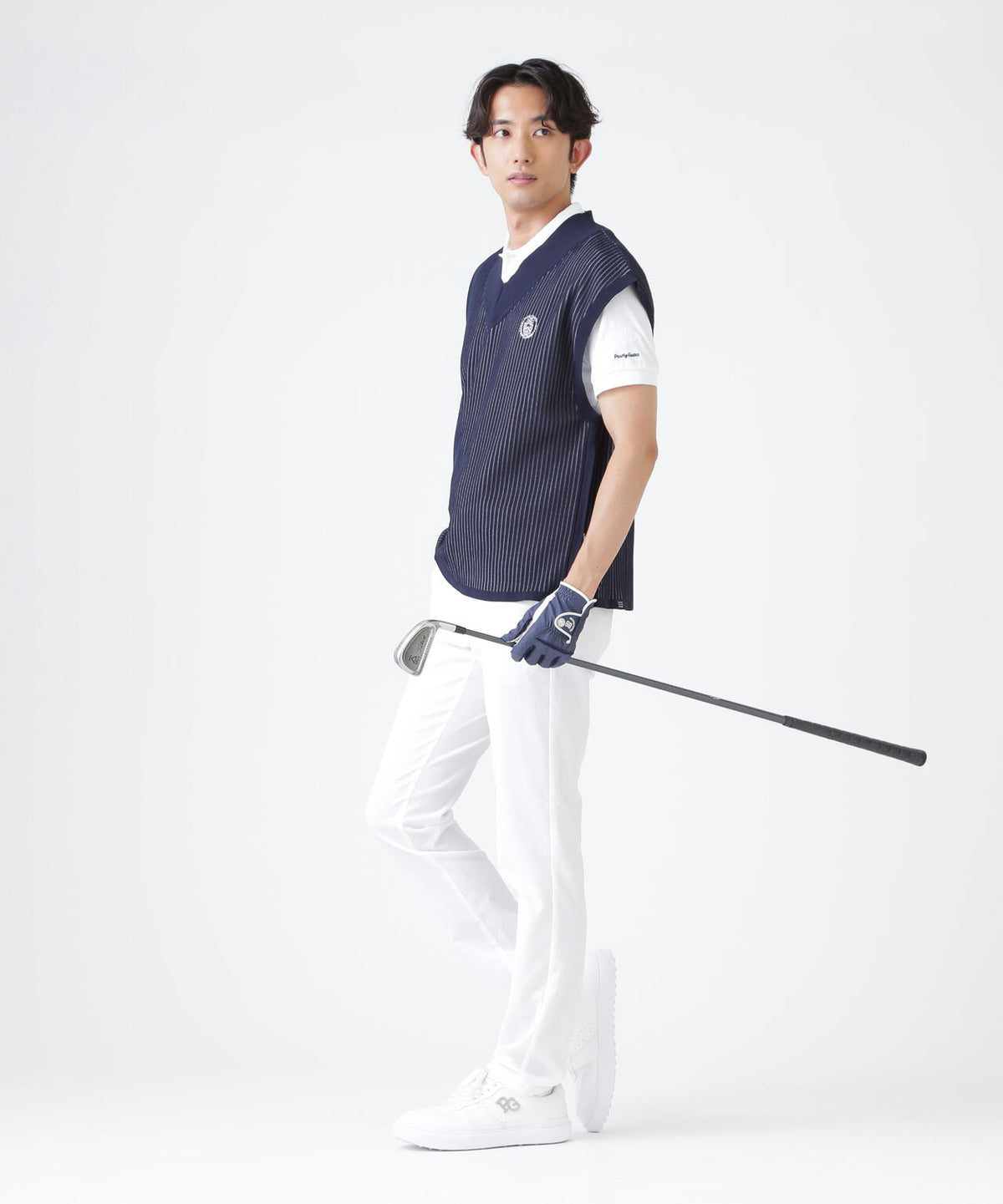 H:182cm/C:93/W:77/H:91 着用サイズ:5