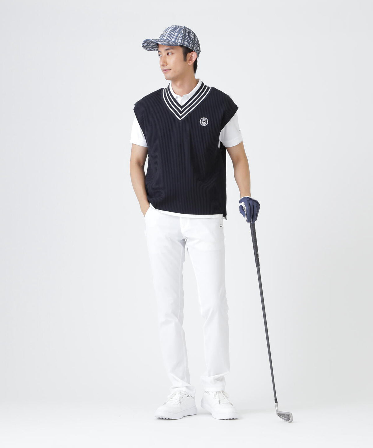 H:182cm/C:93/W:77/H:91 着用サイズ:5