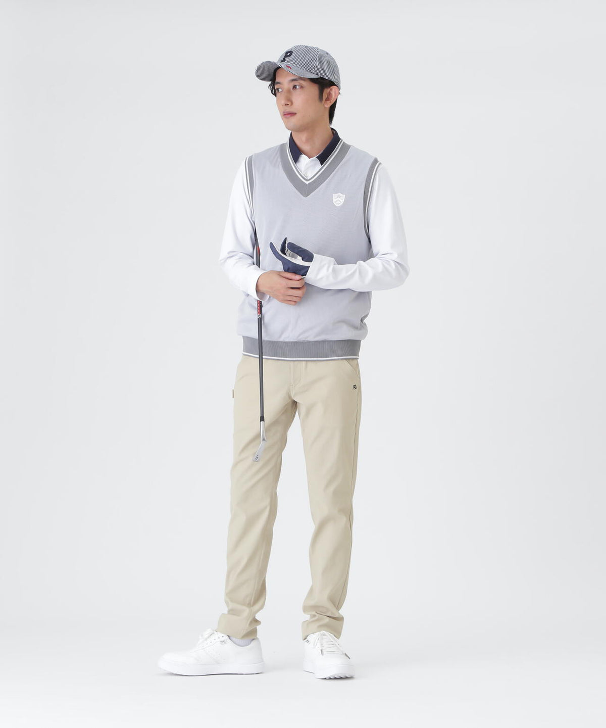 H:182cm/C:93/W:77/H:91 着用サイズ:5