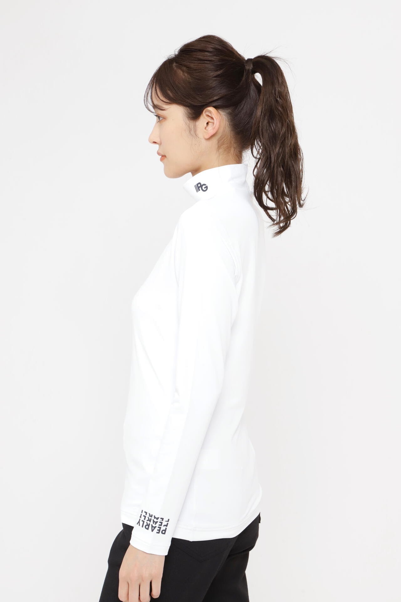 BEATRIX PLUS長袖ハイネックカットソー プルオーバー<グラデーションロゴ>