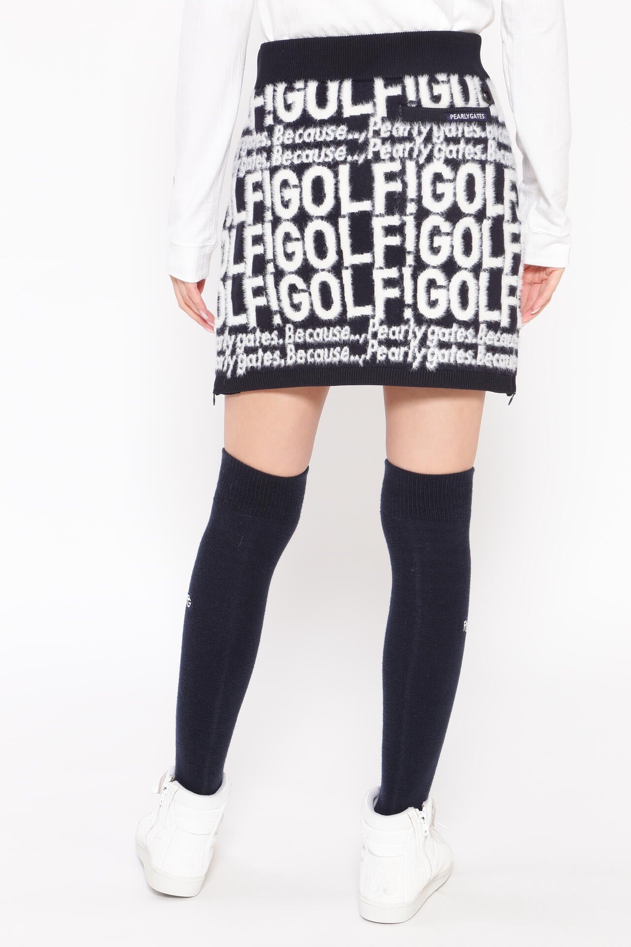 GOLF柄ジャガード ニットスカート <GOLFロゴ>