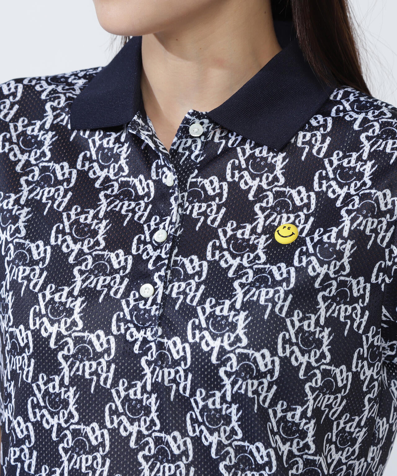 KAZEメッシュ半袖ポロシャツ <ロゴ総柄>