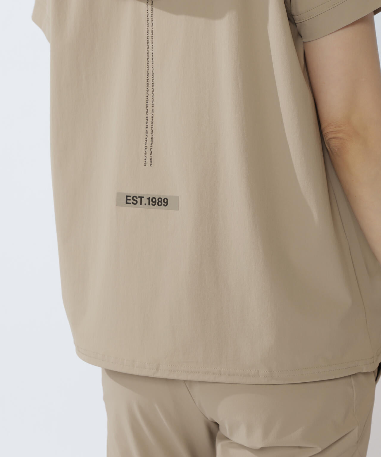 APEX 半袖フーディ