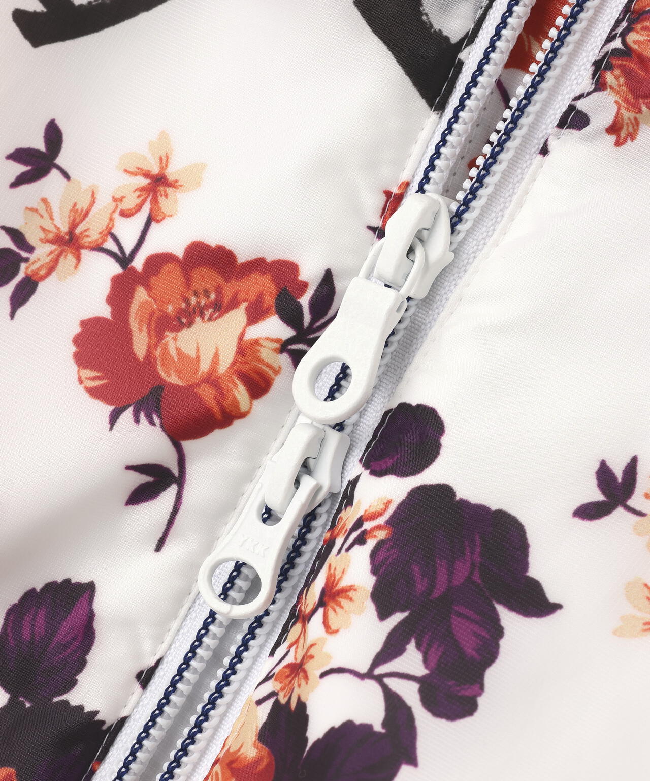 Peミニリップ中綿ジップアップブルゾン <繊細花柄>