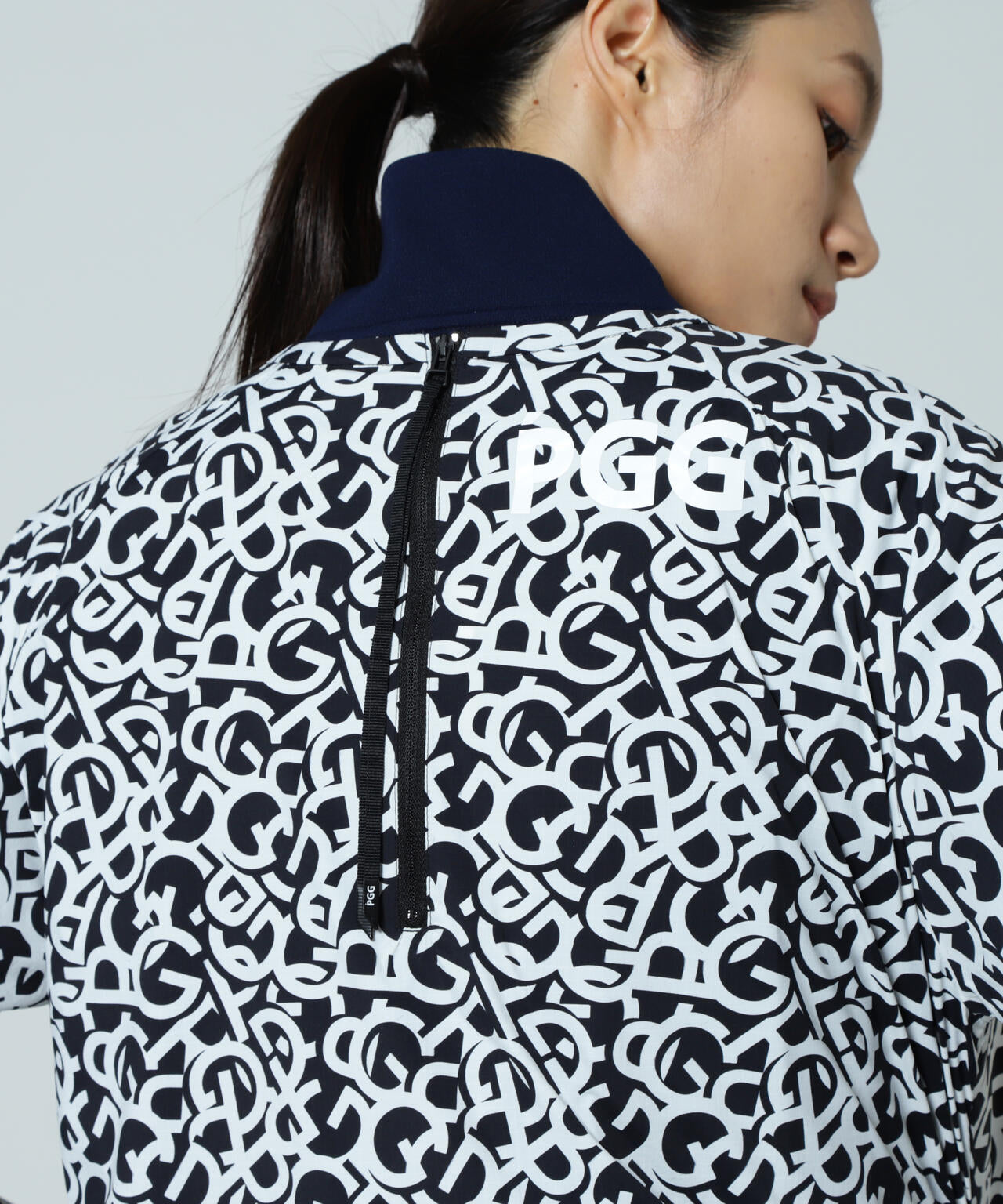 【PGG】【直営店舗&公式オンライン限定】Nyストレッチリップストップ×エプシロン <ロゴ総柄> (LADIES)