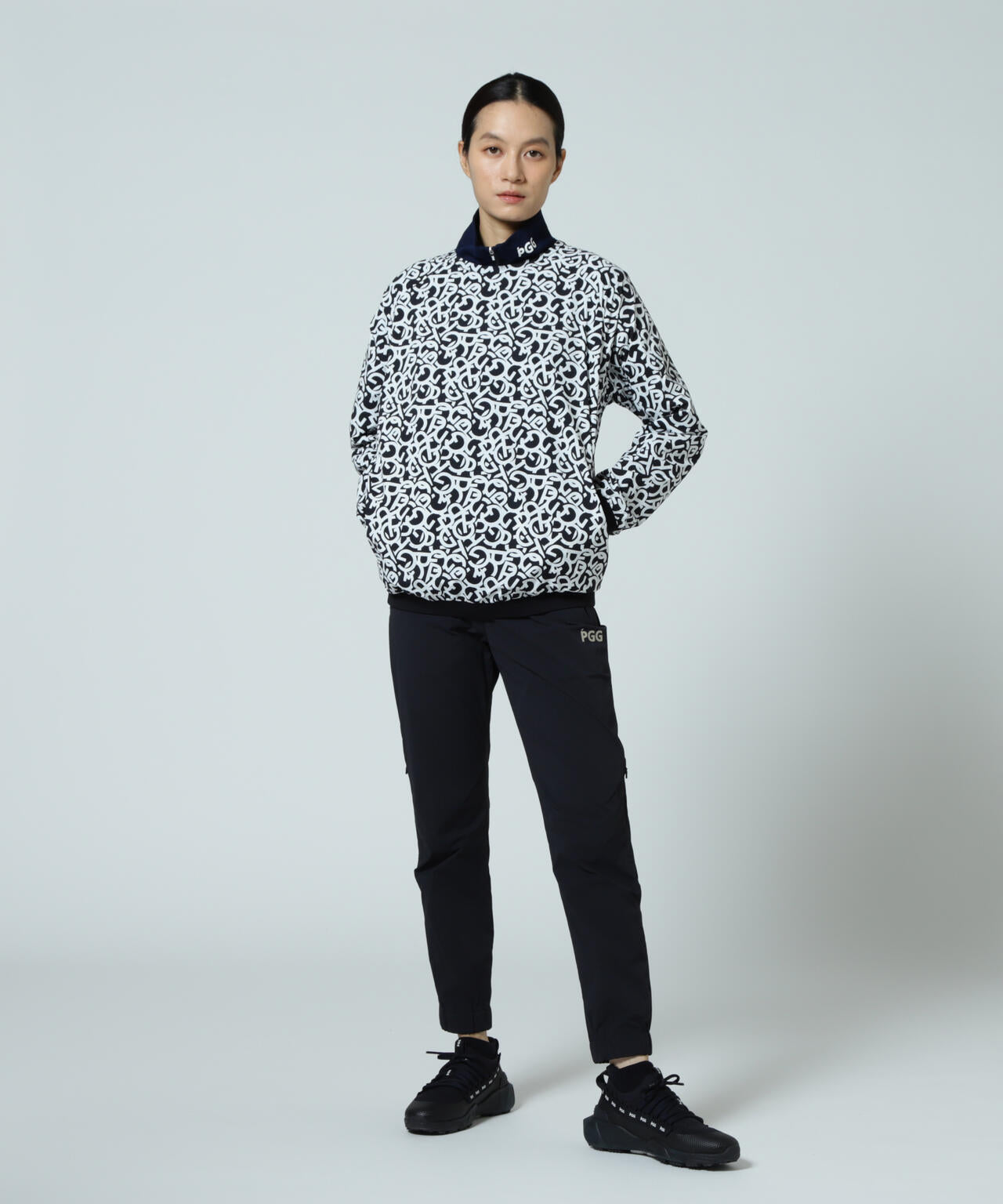 【PGG】【直営店舗&公式オンライン限定】Nyストレッチリップストップ×エプシロン <ロゴ総柄> (LADIES)