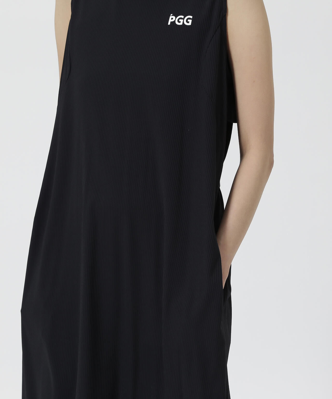 【PGG】【直営店舗&公式オンライン限定】Nyストライプ2WAYスリーブレスモックネックワンピース (LADIES)