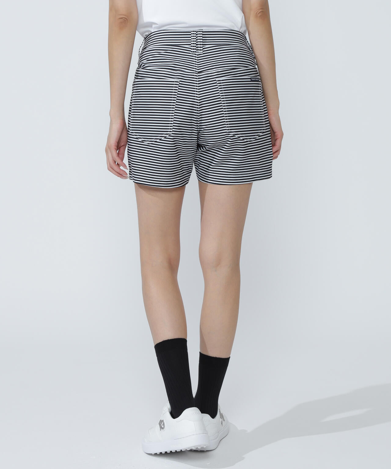 リップストレッチショートパンツ