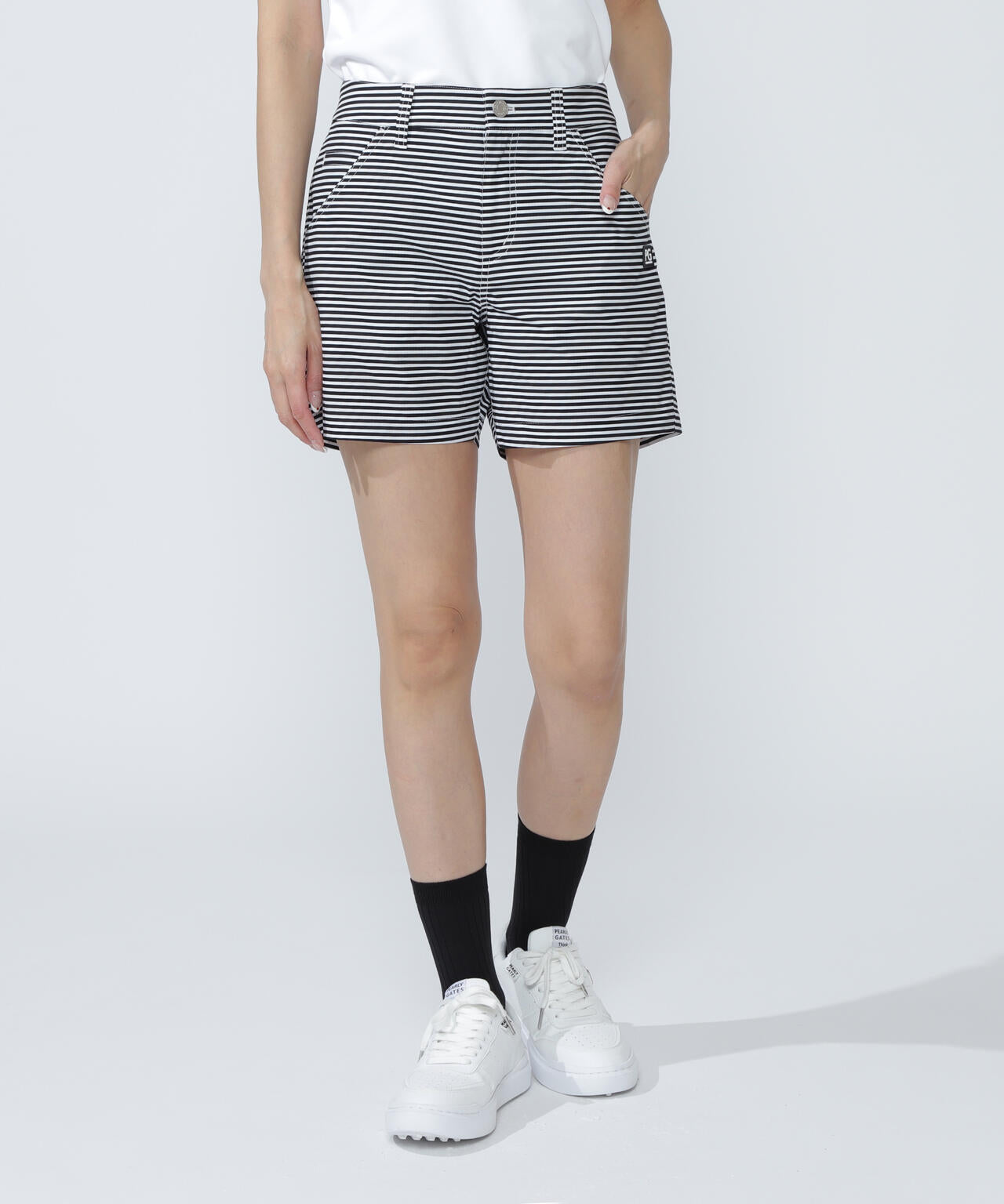 リップストレッチショートパンツ