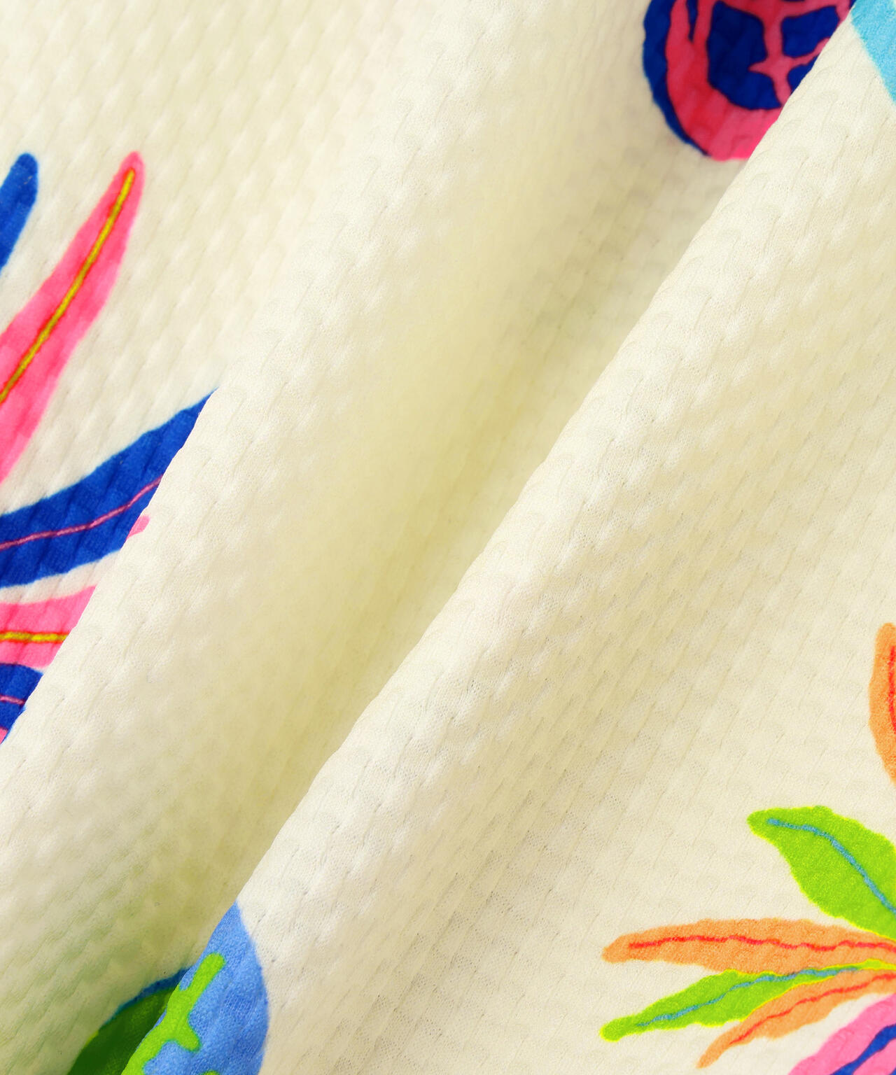 46G75d PBTドビーショートパンツ <パイナップルアート柄>