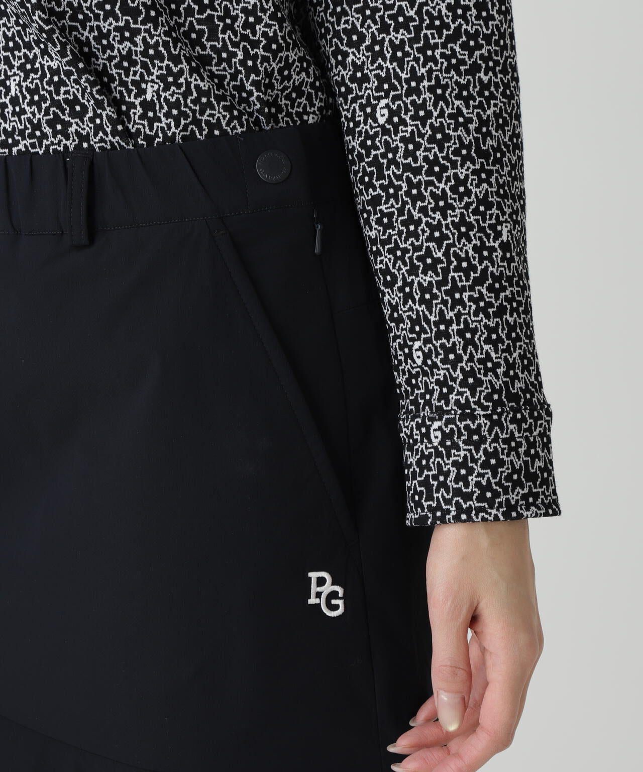 Peストレッチドビー中綿スカート