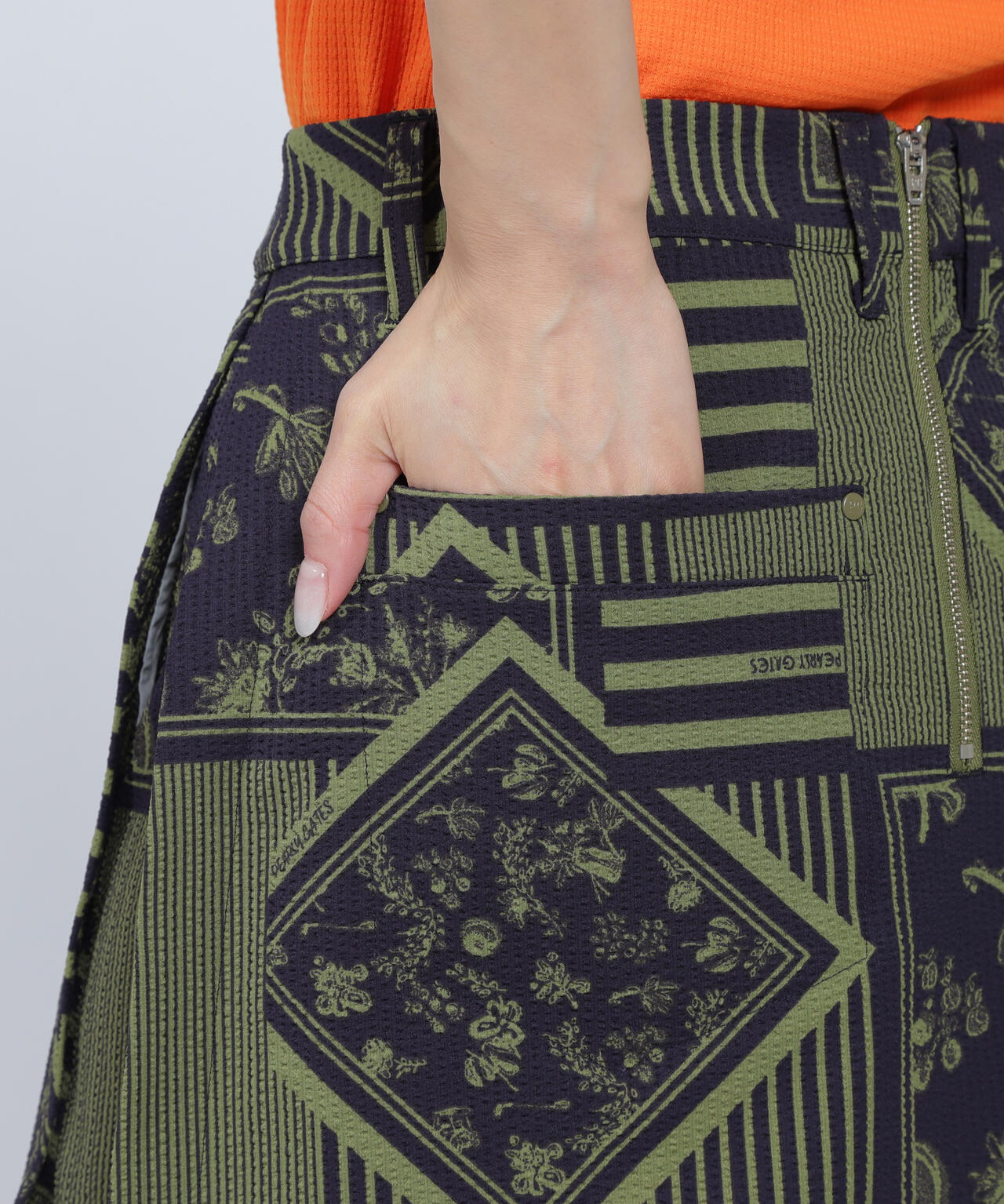 62f8fed4-9884-5773-b4a2-8e8ee4c493af_Image