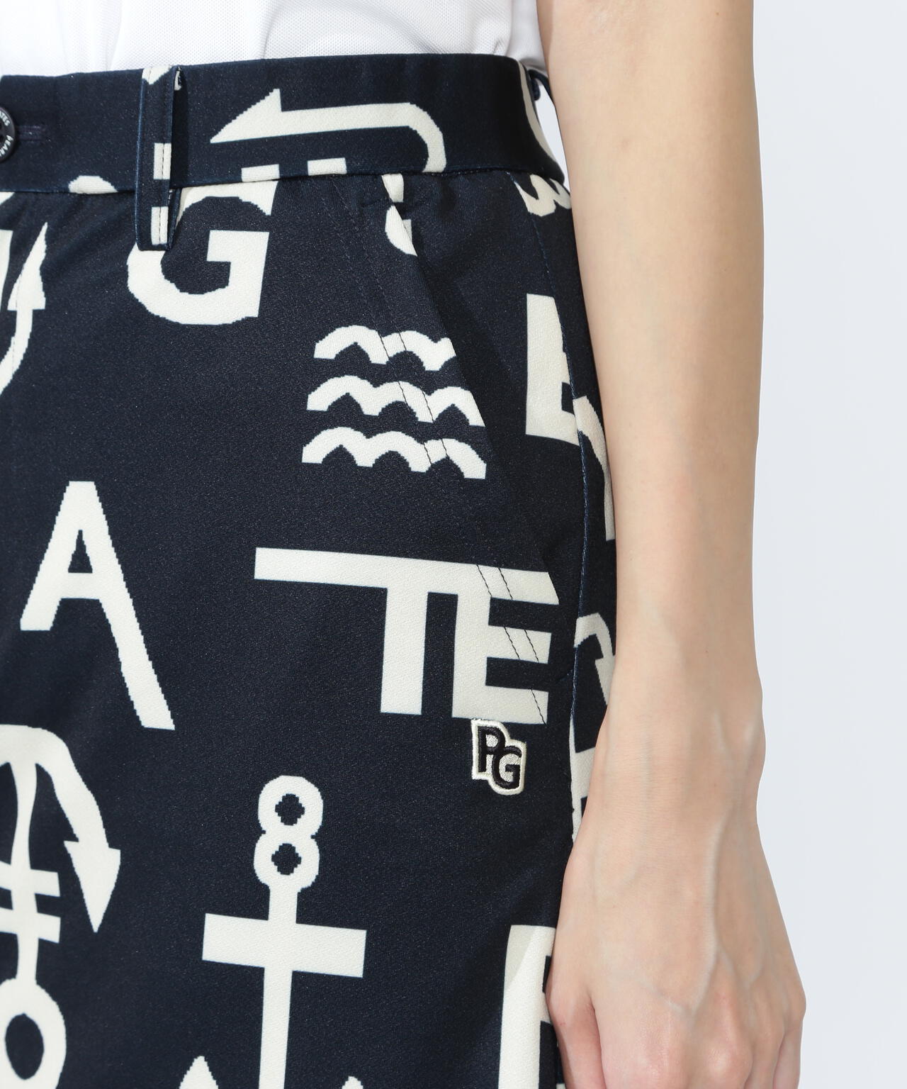 梨地スカート <アンカーロゴ総柄>