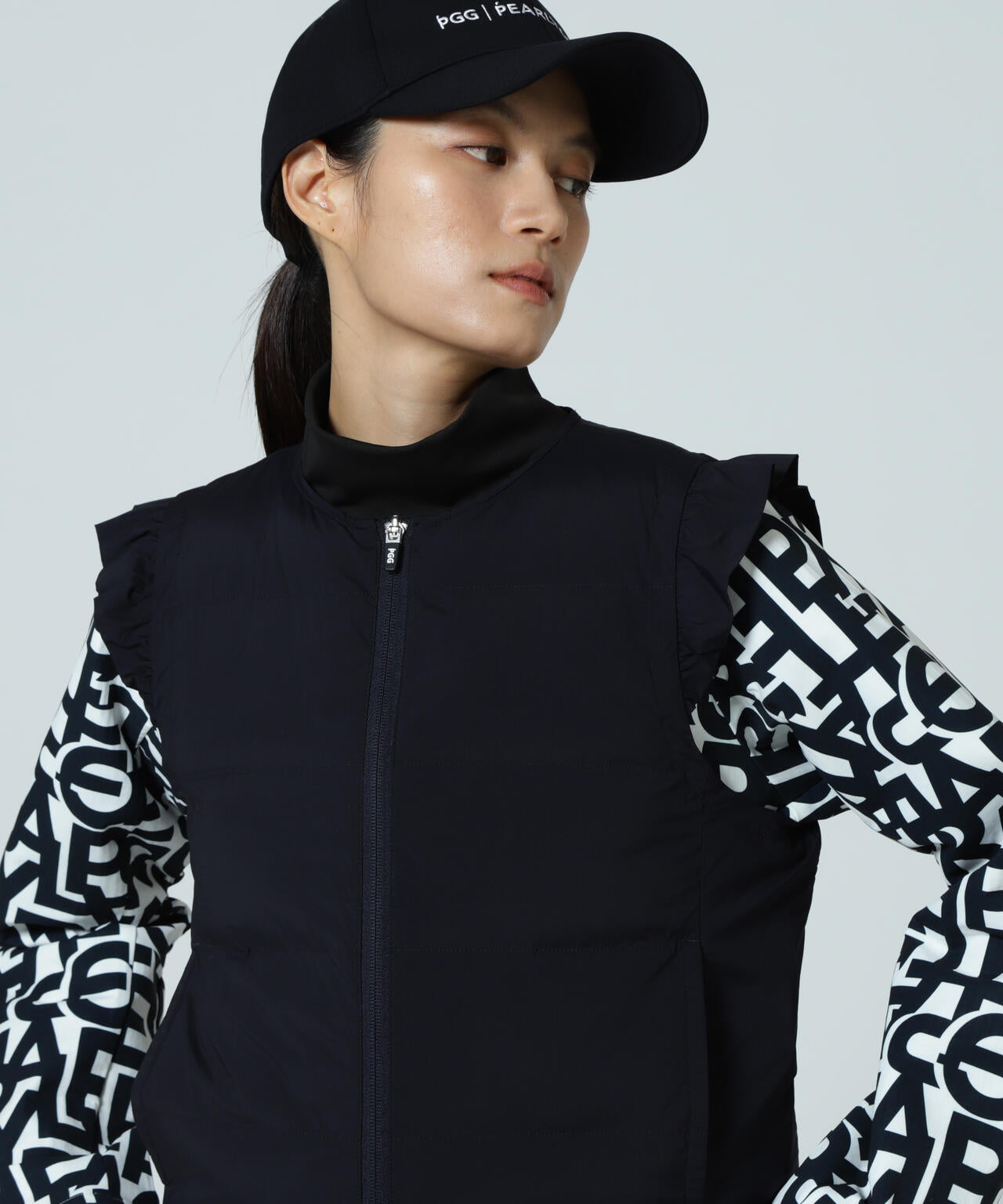 【PGG】【直営店舗&公式オンライン限定】Nyストレッチリップストップフルジップ中綿ベスト (LADIES)