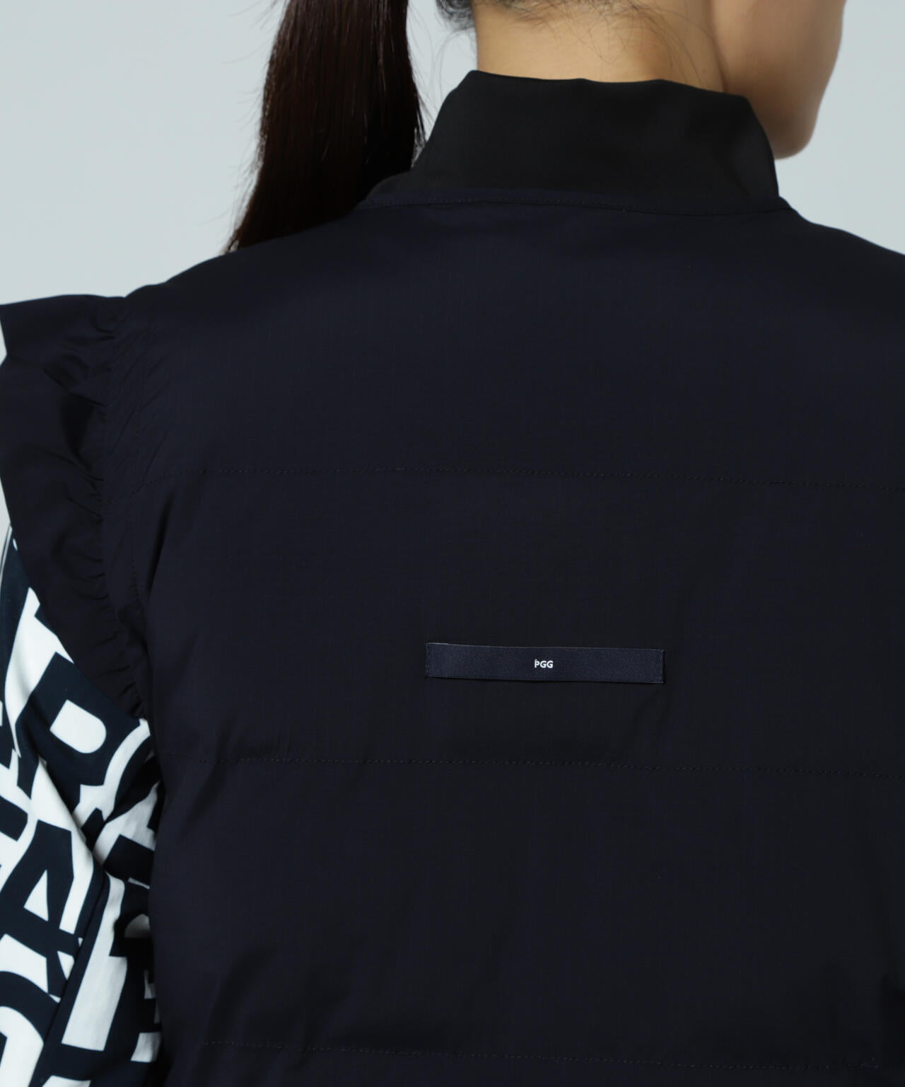 【PGG】【直営店舗&公式オンライン限定】Nyストレッチリップストップフルジップ中綿ベスト (LADIES)