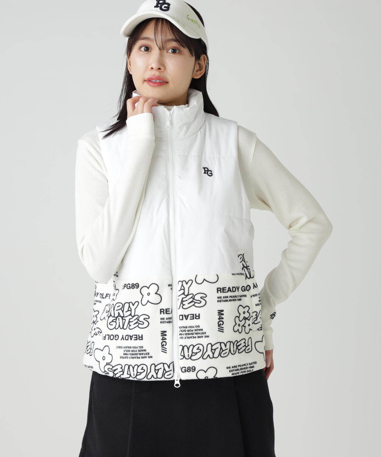 合繊×フリース片面起毛中綿フルジップアップベスト <ストリート花柄>