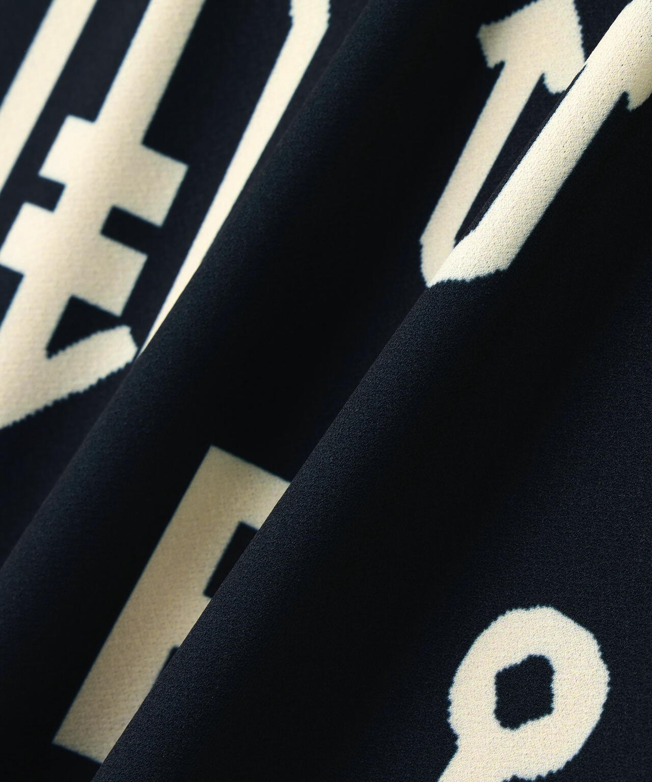 梨地半袖ポロシャツ <アンカーロゴ総柄>