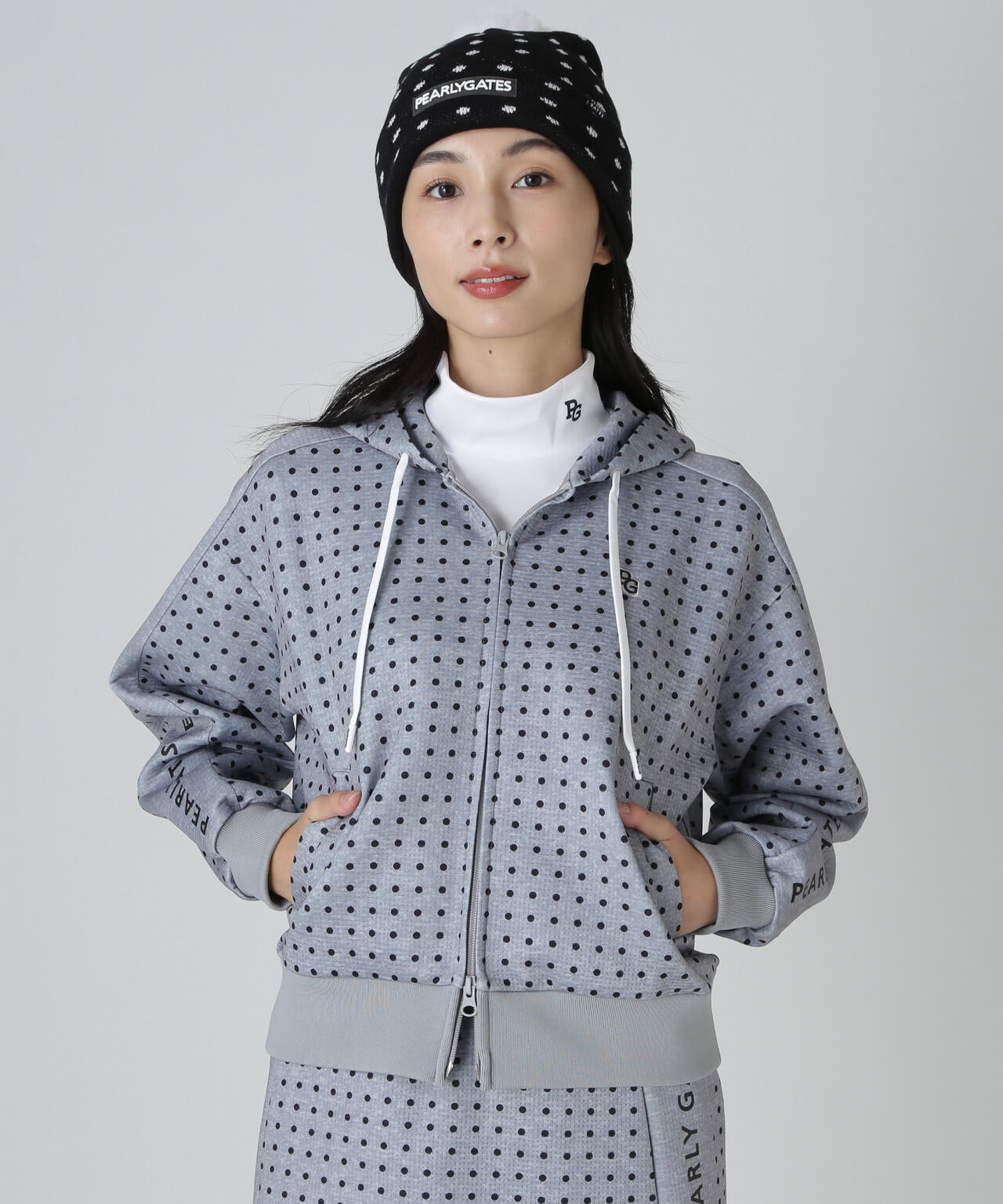 ダブルフェイス フルジップフーディ <ミニドット柄>