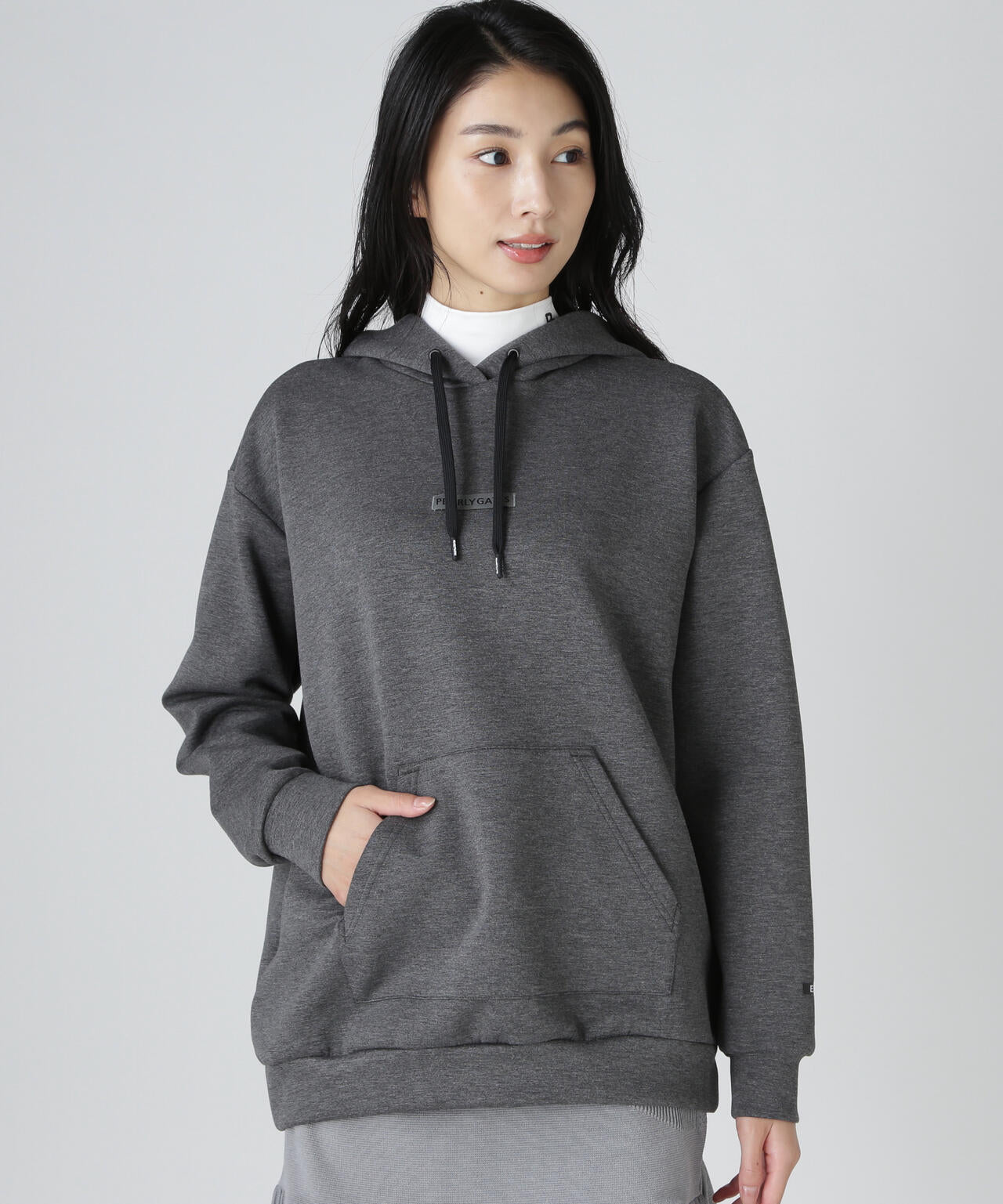 ダンボールフーディプルオーバー