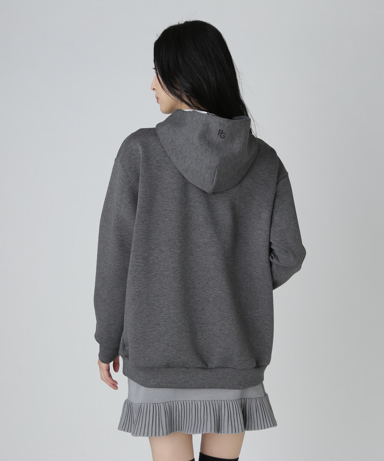 ダンボールフーディプルオーバー