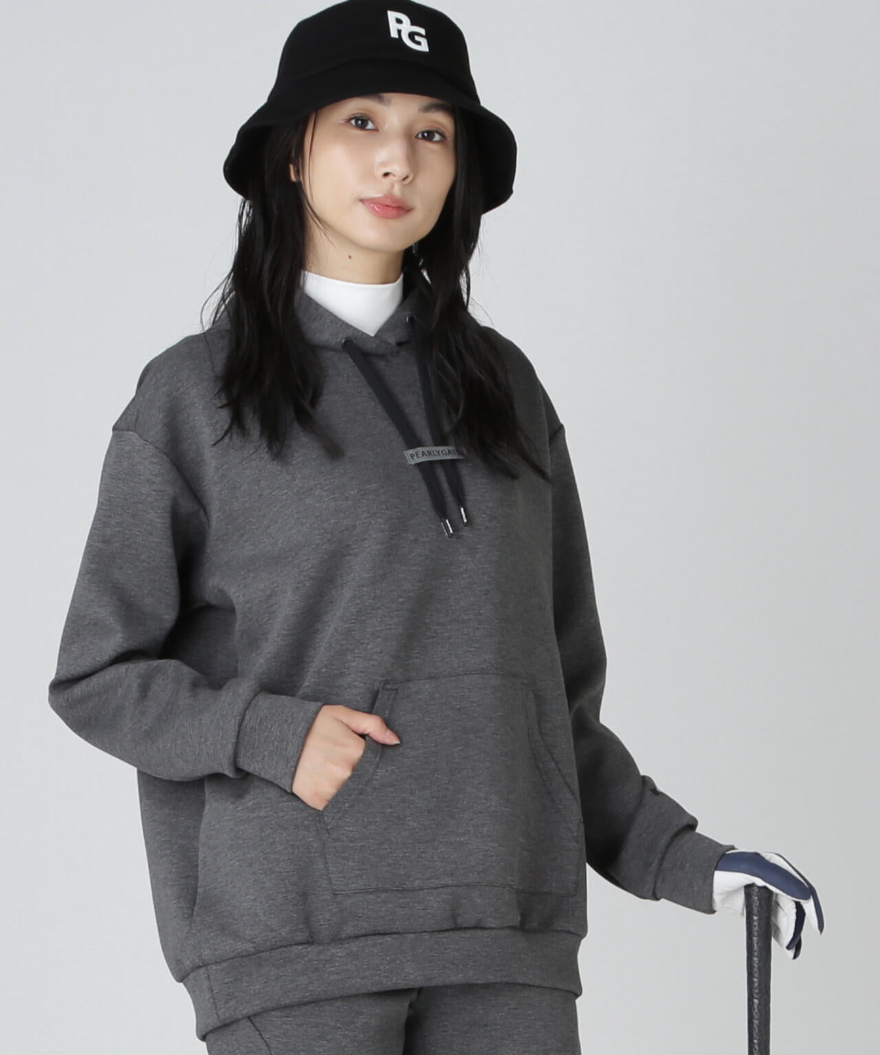 ダンボールフーディプルオーバー