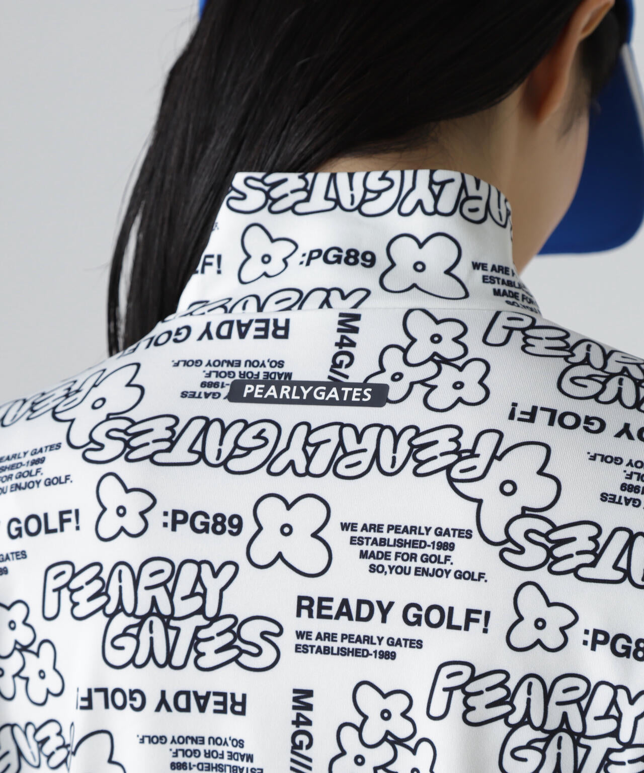 裏起毛ベア天竺長袖ハイネックカットソー <ロゴ×花柄プリント>