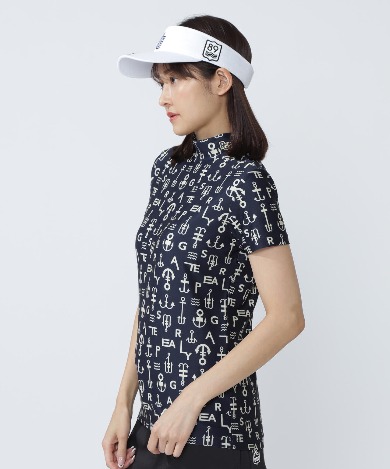 アンカーロゴ柄プリント半袖モックネックカットソー