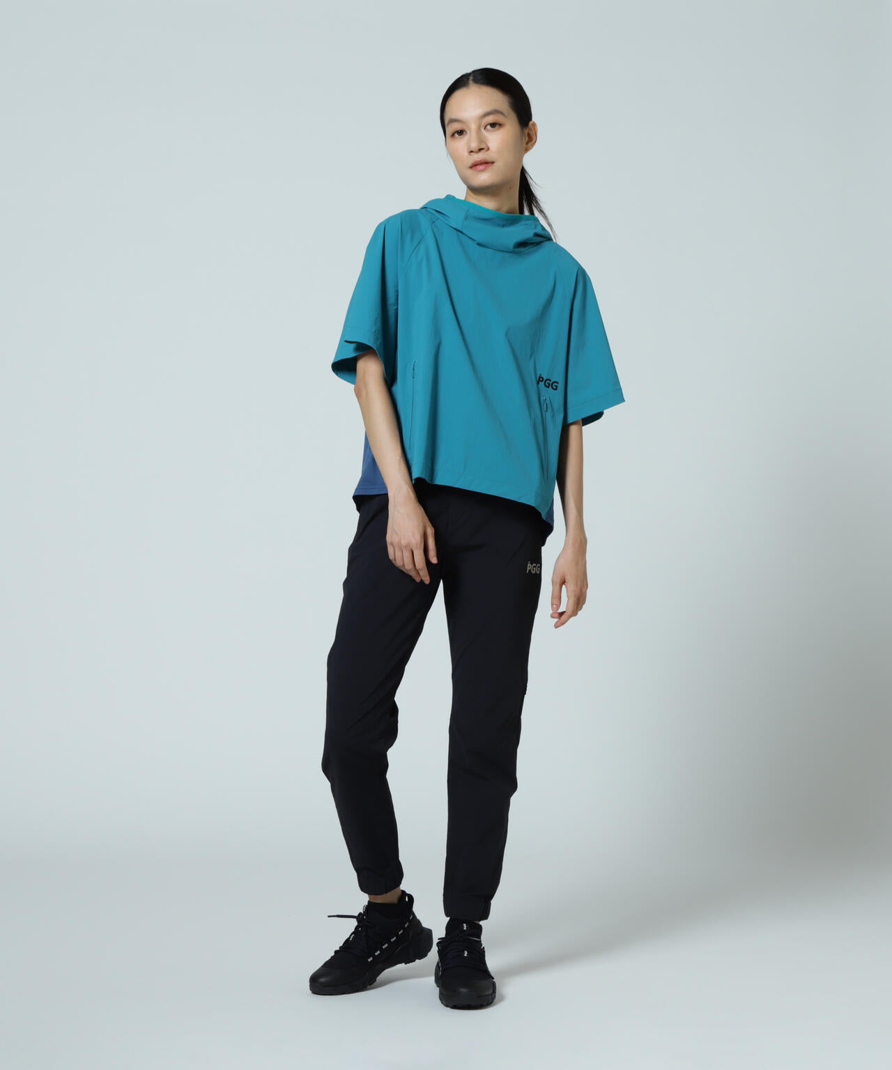 【PGG】【直営店舗&公式オンライン限定】Nyストレッチリップストップ半袖フーディプルオーバー (LADIES)