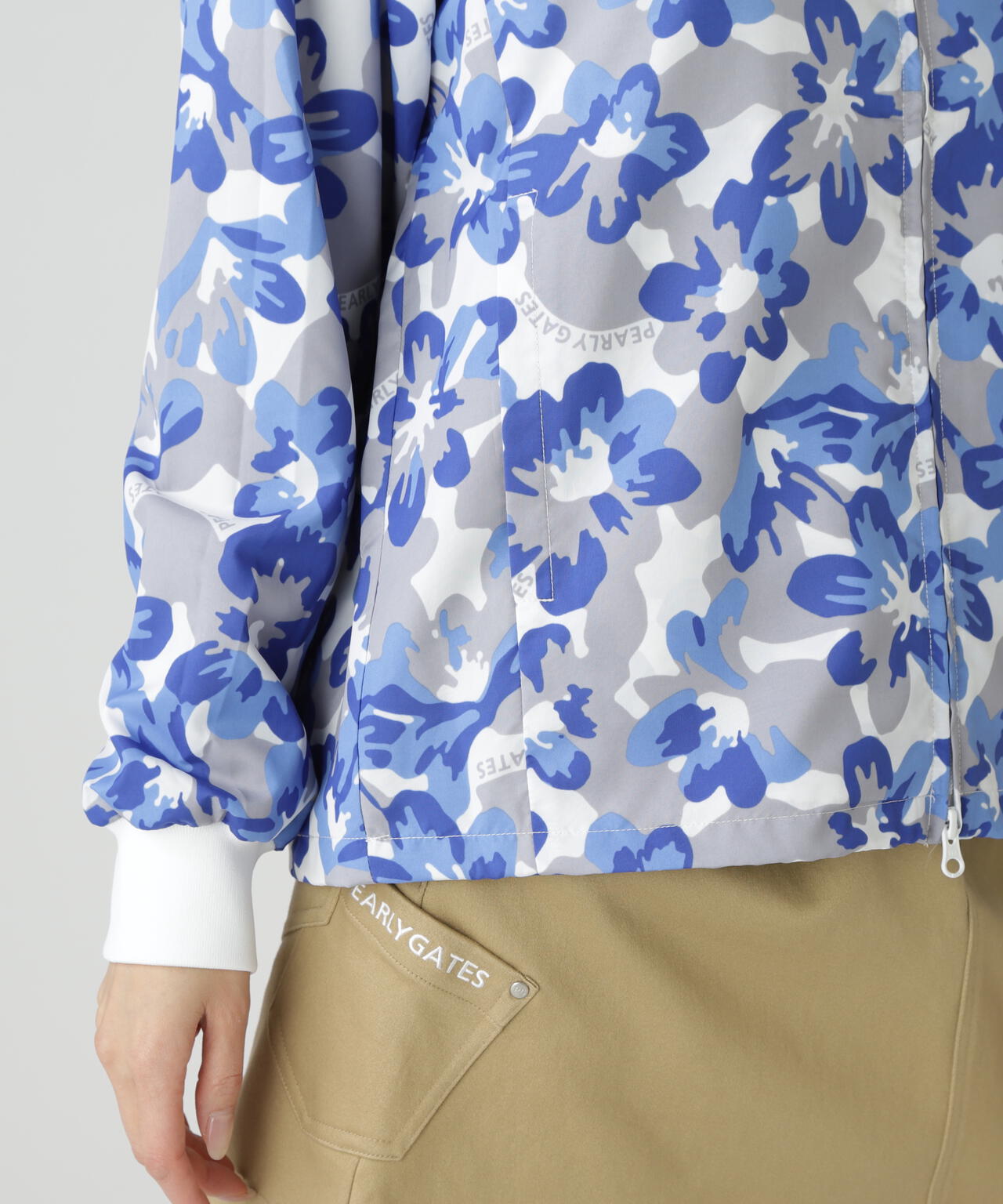 PGisPGNyリップ_タフレックス×サーモトロン中綿ツインブルゾン <ラフ花ロゴ小柄>